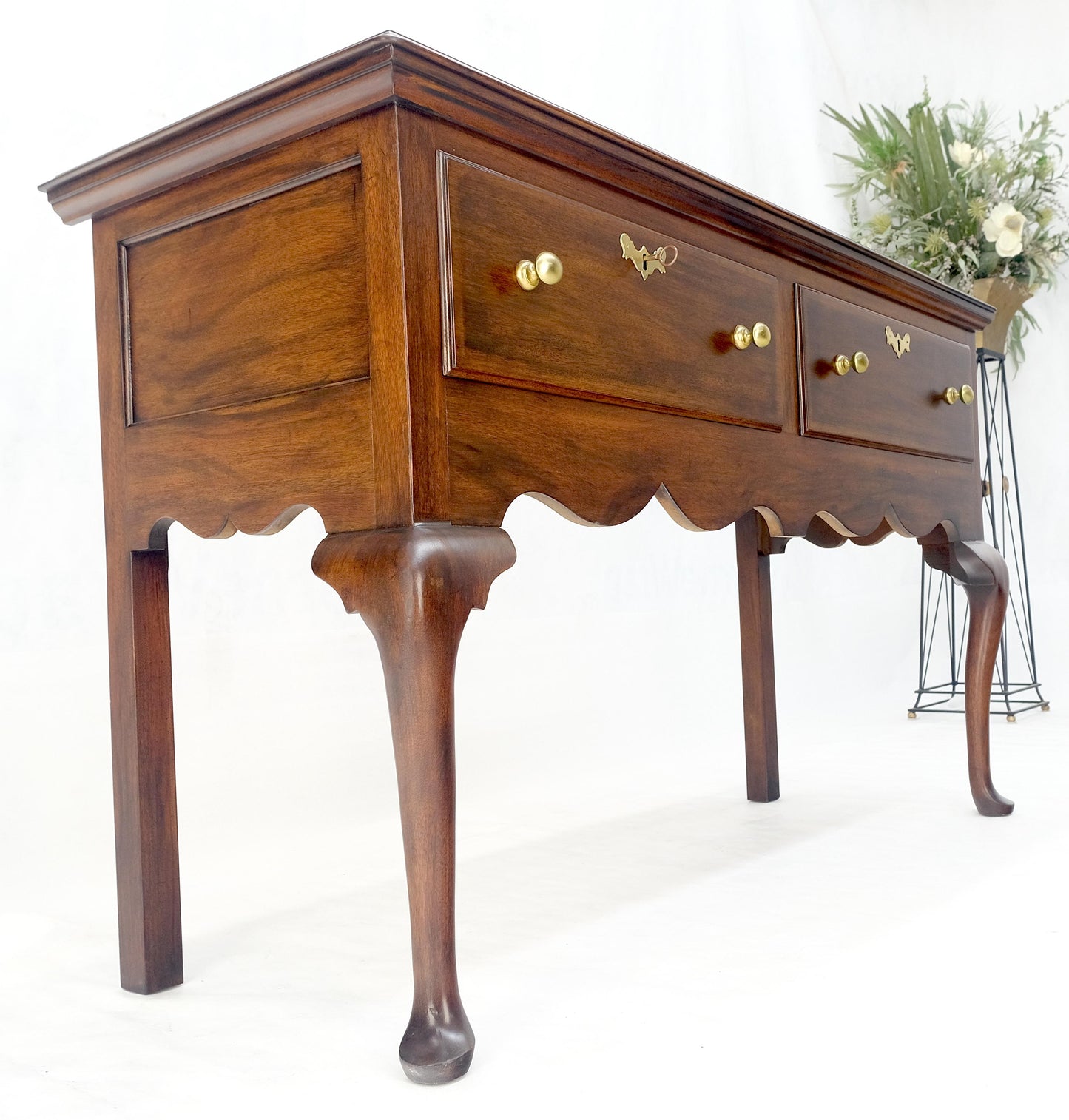 EstablishedLines Virginia Galleries Henkel Harris Mahogany Double Drawer Buffet Short Sideboard