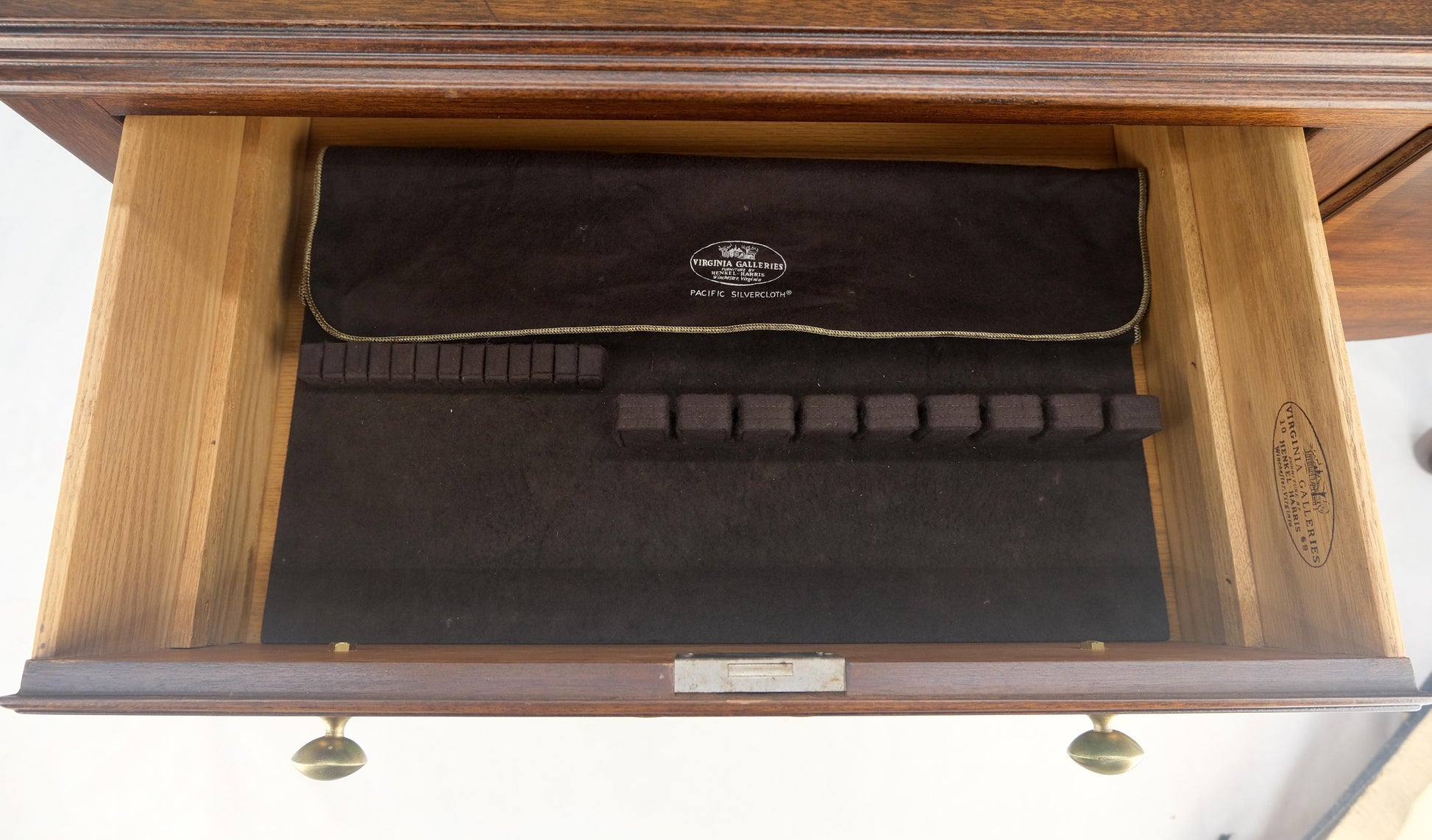 EstablishedLines Virginia Galleries Henkel Harris Mahogany Double Drawer Buffet Short Sideboard