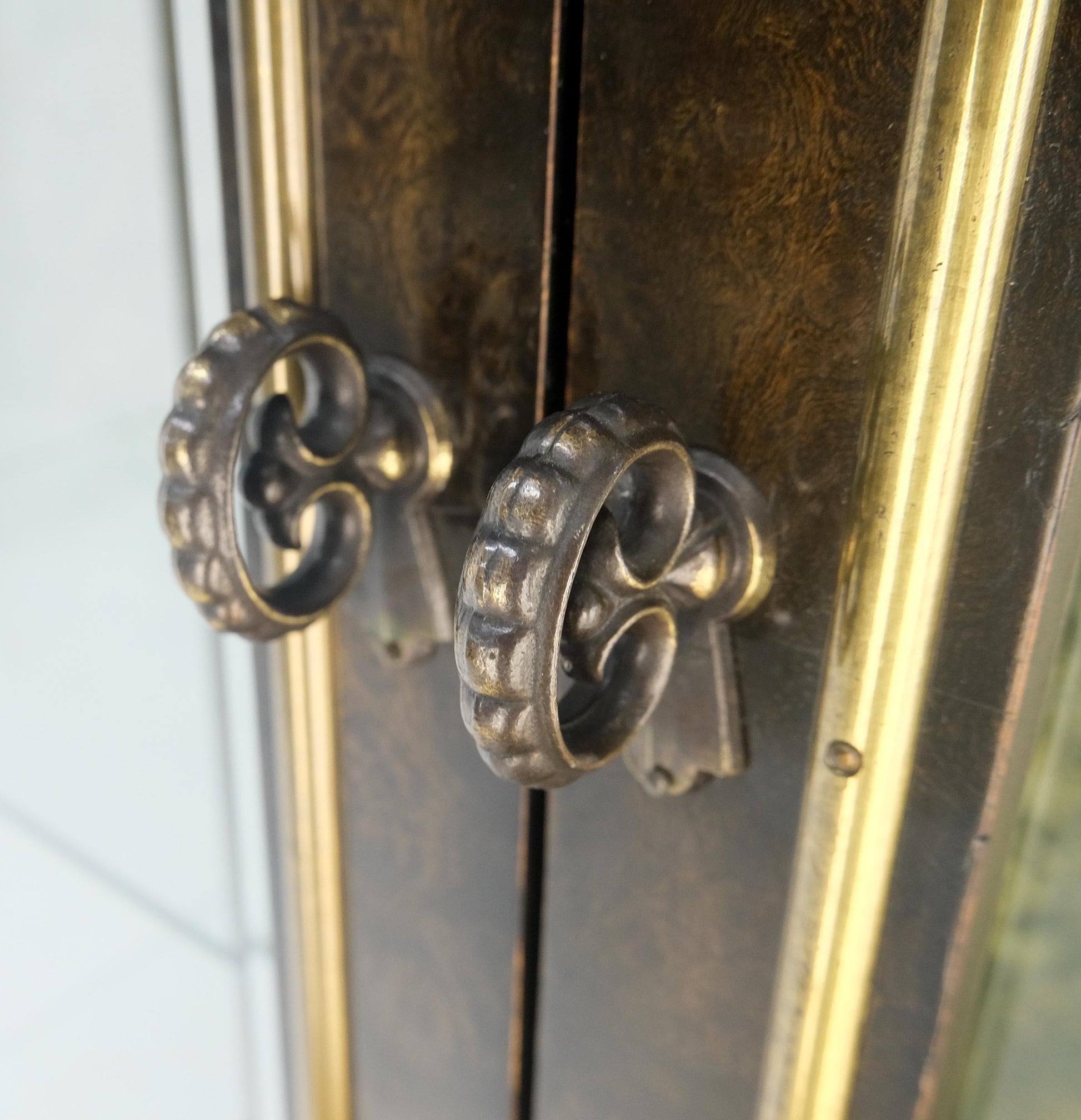 EstablishedLines Mastercraft Dome Shape Top Two Doors Glass Shelve Display Curio Cabinet Showcase