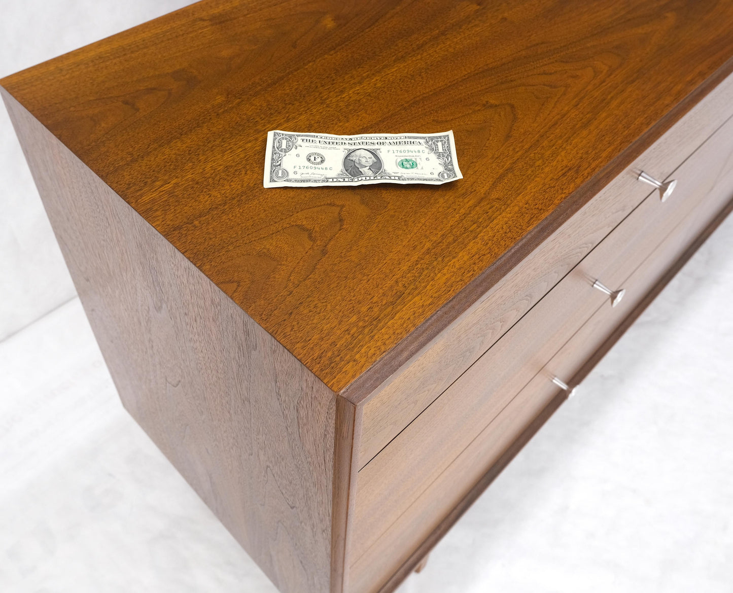 EstablishedLines John Stuart Walnut Mid Century Modern 6 Drawer Long Dresser Thin Edge Style MINT