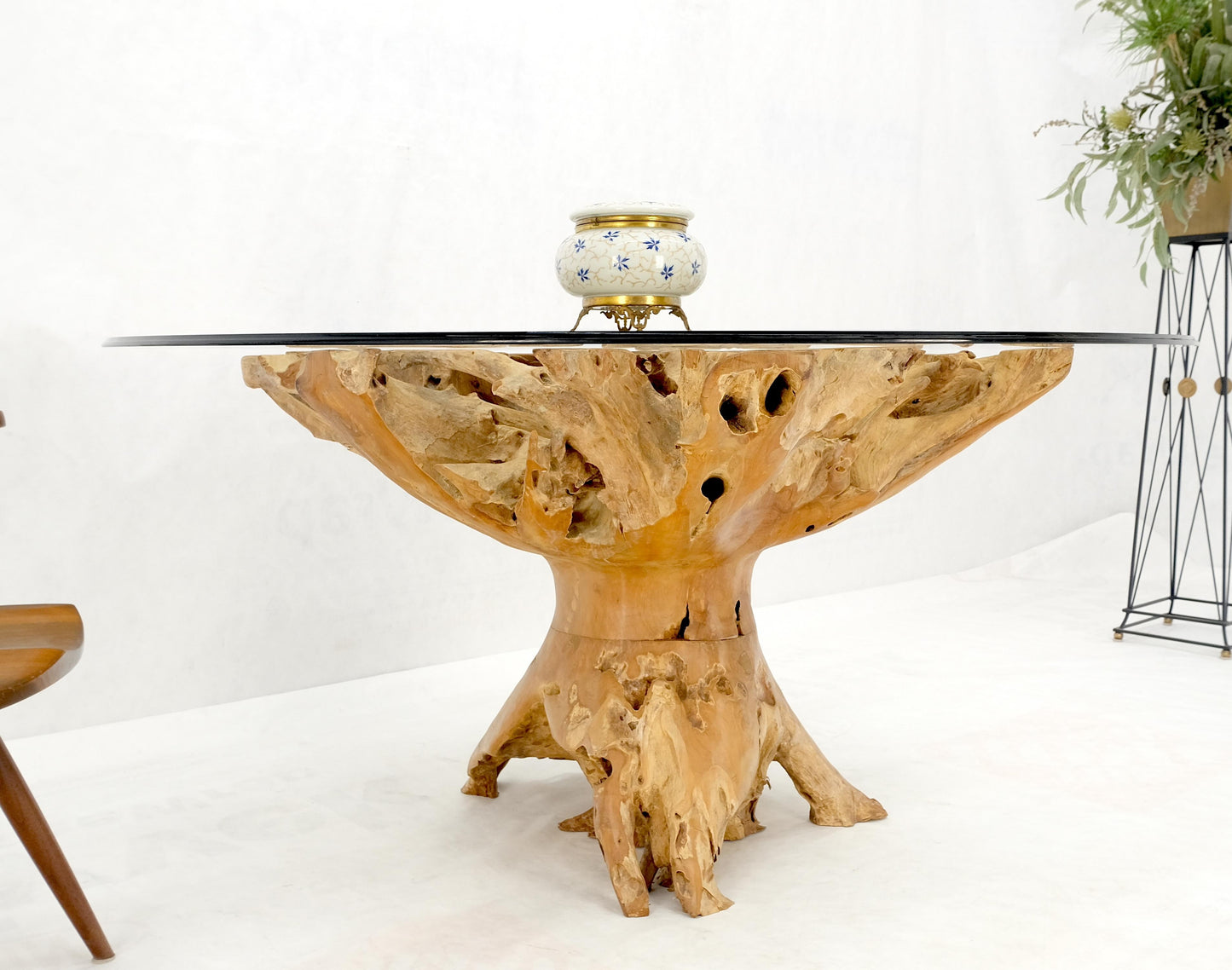 Large Natural Specimen Turned Drift Wood Base Round Glass Top Dining Table MINT!