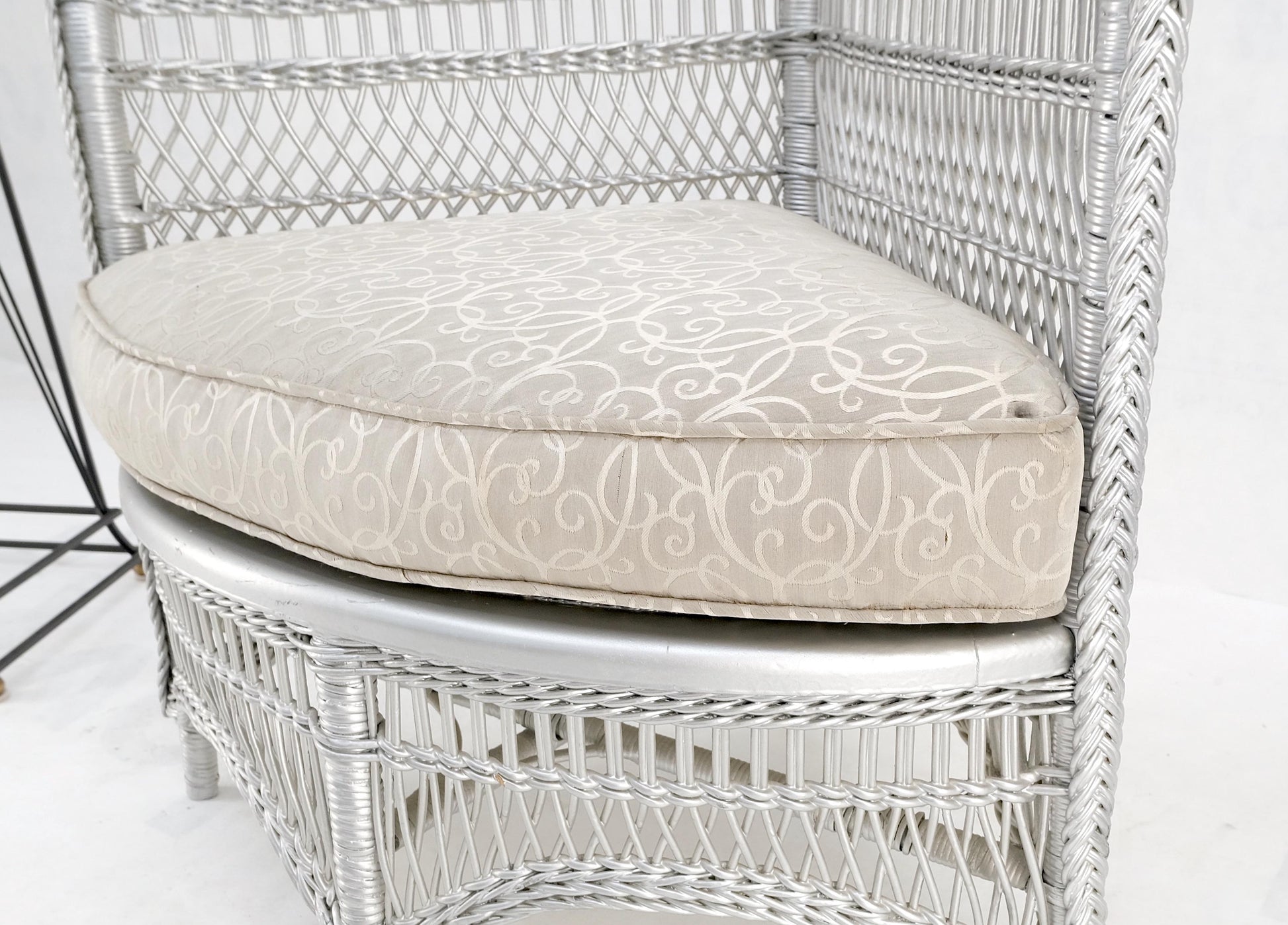 EstablishedLines Antique Wicker Corner Chair Finished Painted in Silver Metal Finish Mint