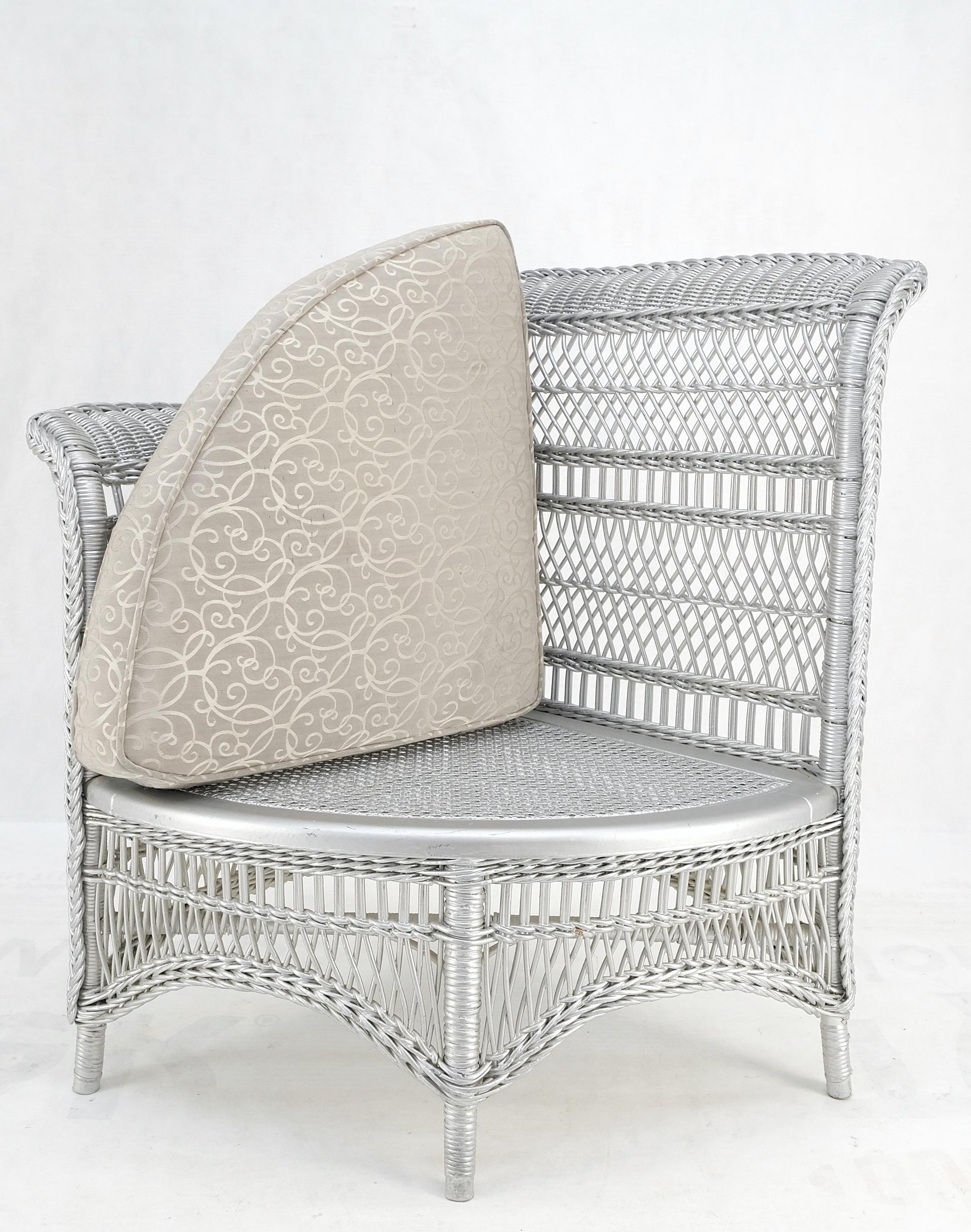 EstablishedLines Antique Wicker Corner Chair Finished Painted in Silver Metal Finish Mint