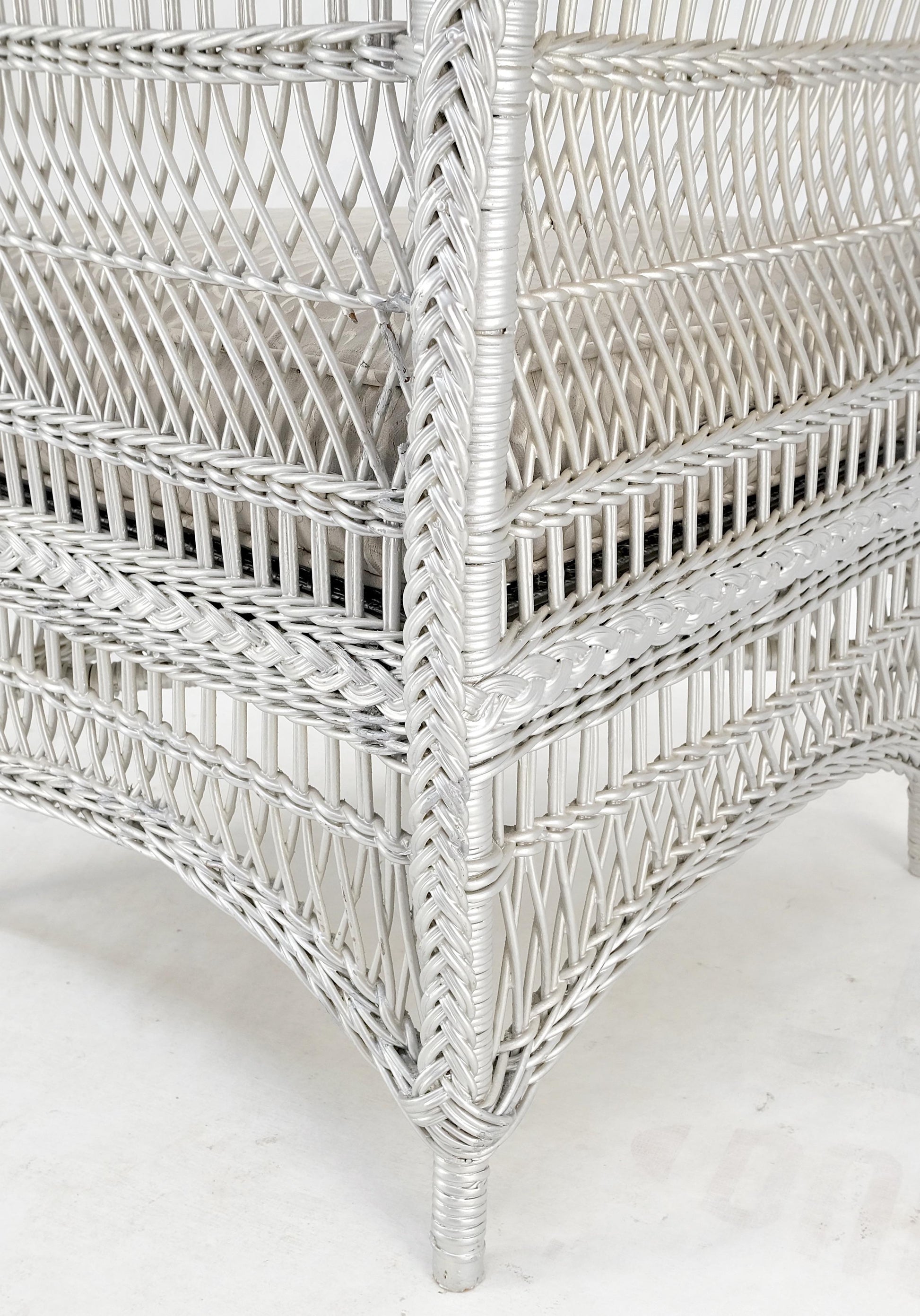 EstablishedLines Antique Wicker Corner Chair Finished Painted in Silver Metal Finish Mint