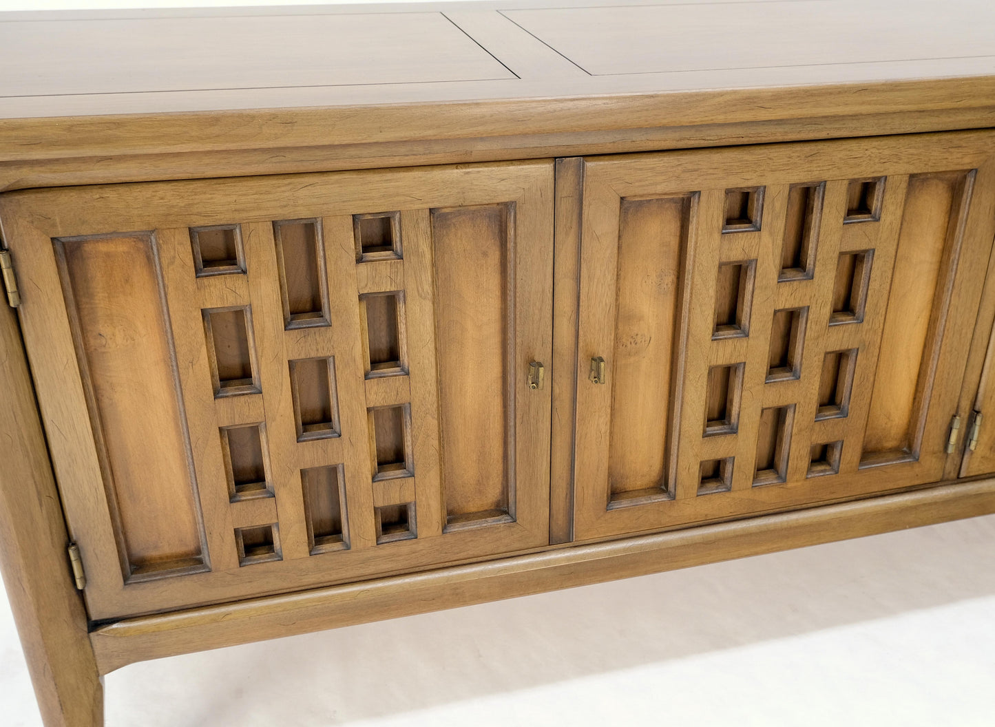 EstablishedLines Low 4 Door 2 Drawers Mid-Century Modern Credenza Light Walnut Finish Mint!