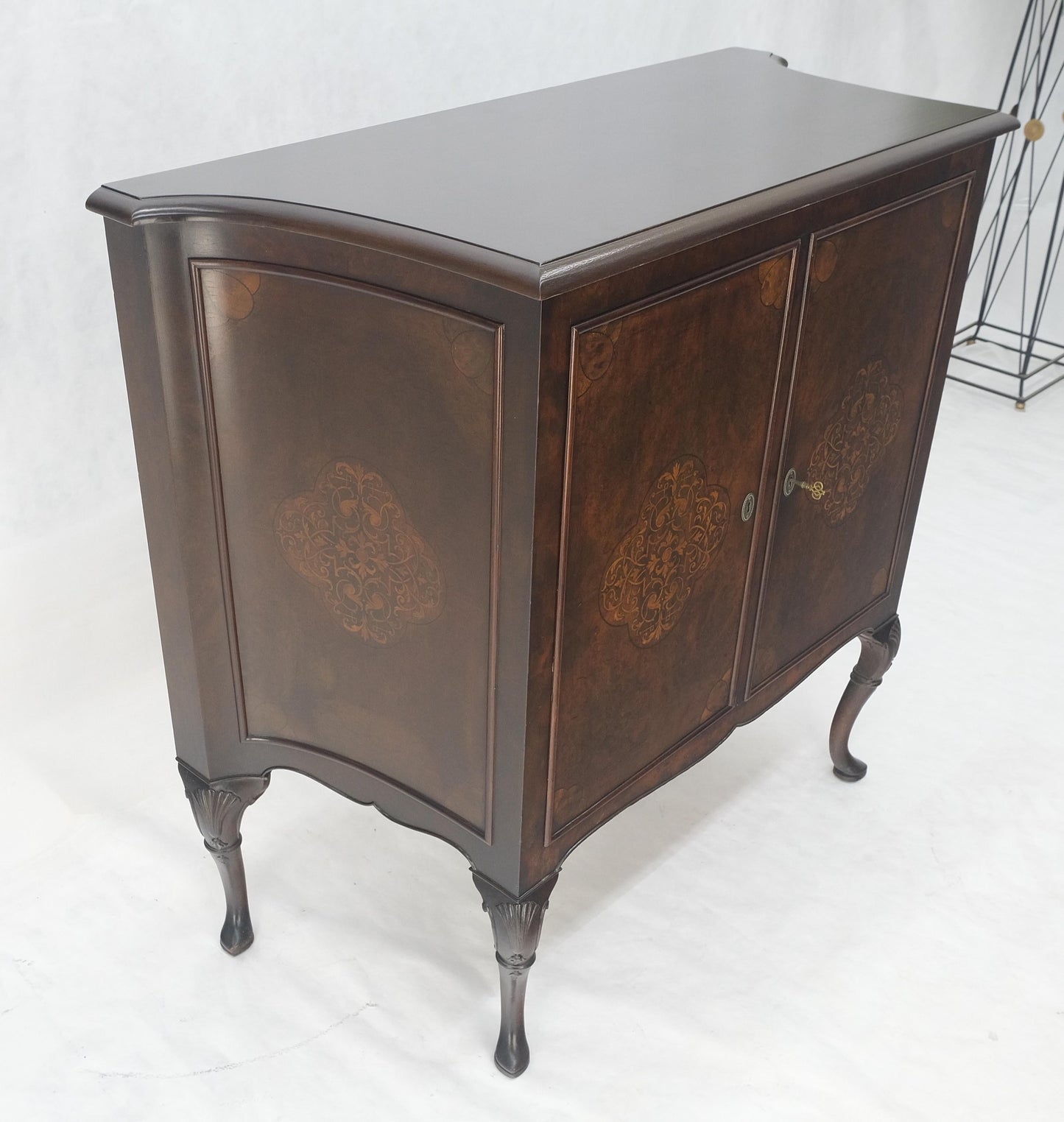 EstablishedLines Hoof Style Feet 6 Fitted Drawers Double Door Inlay Concave Cabinet Walnut MINT!