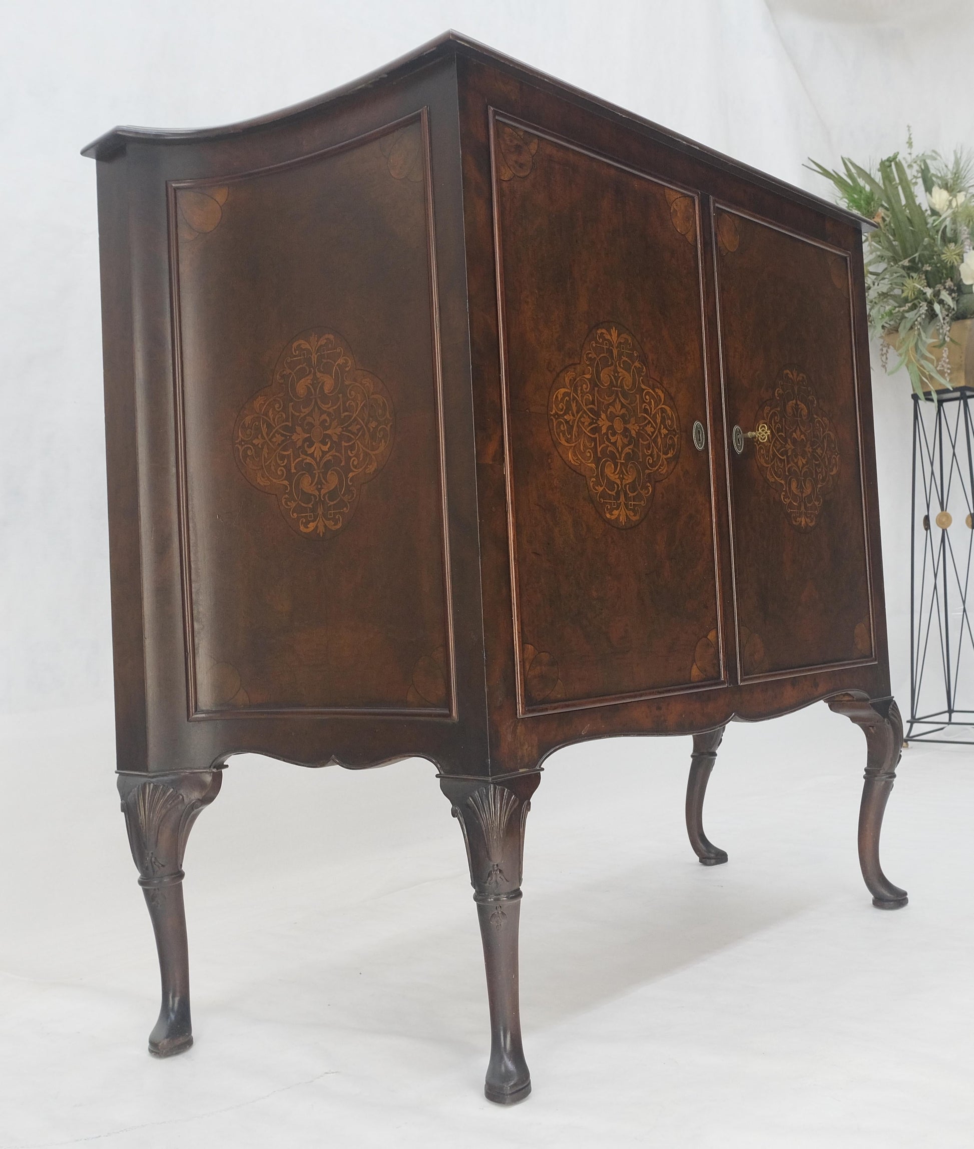 EstablishedLines Hoof Style Feet 6 Fitted Drawers Double Door Inlay Concave Cabinet Walnut MINT!