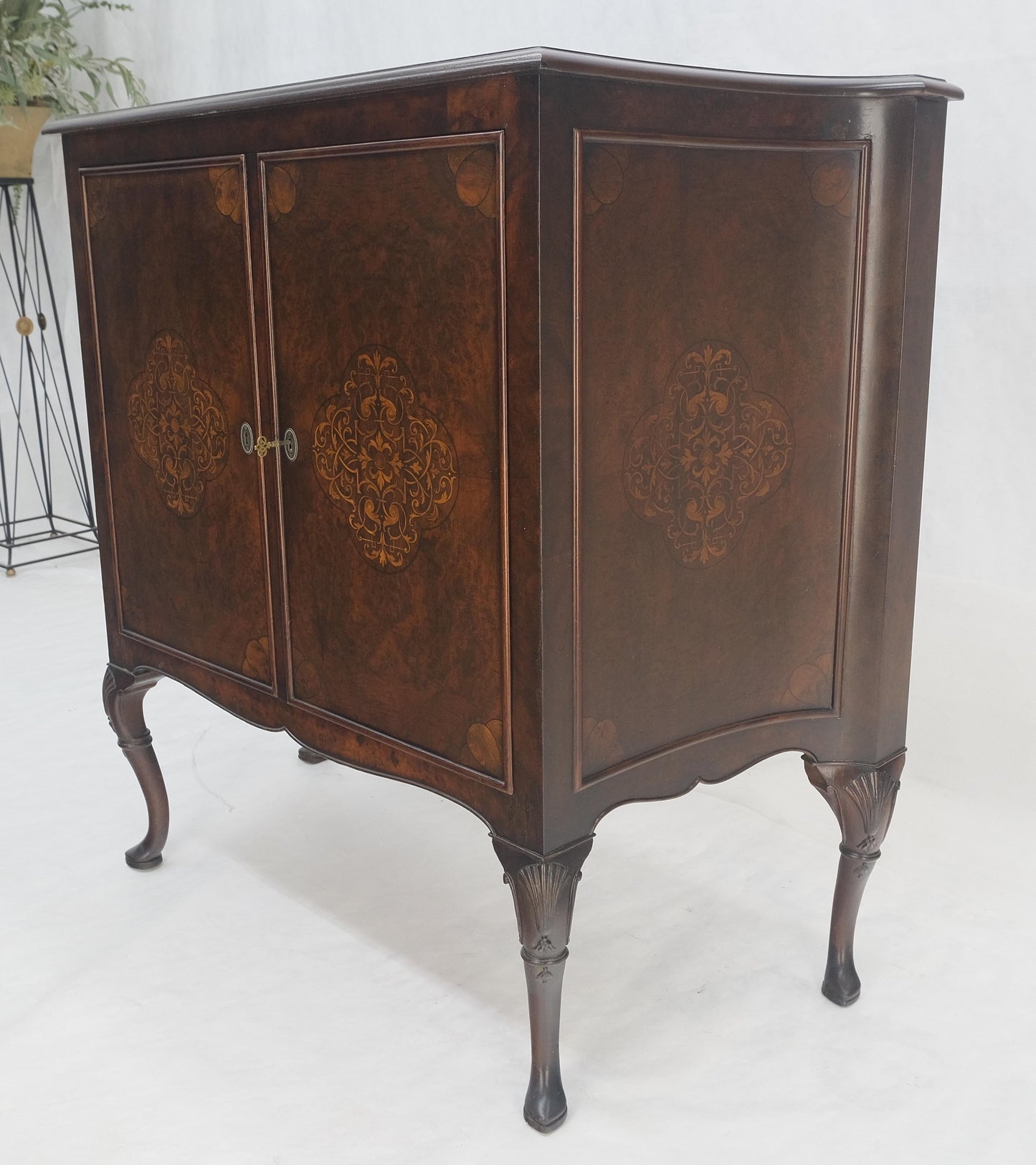 EstablishedLines Hoof Style Feet 6 Fitted Drawers Double Door Inlay Concave Cabinet Walnut MINT!