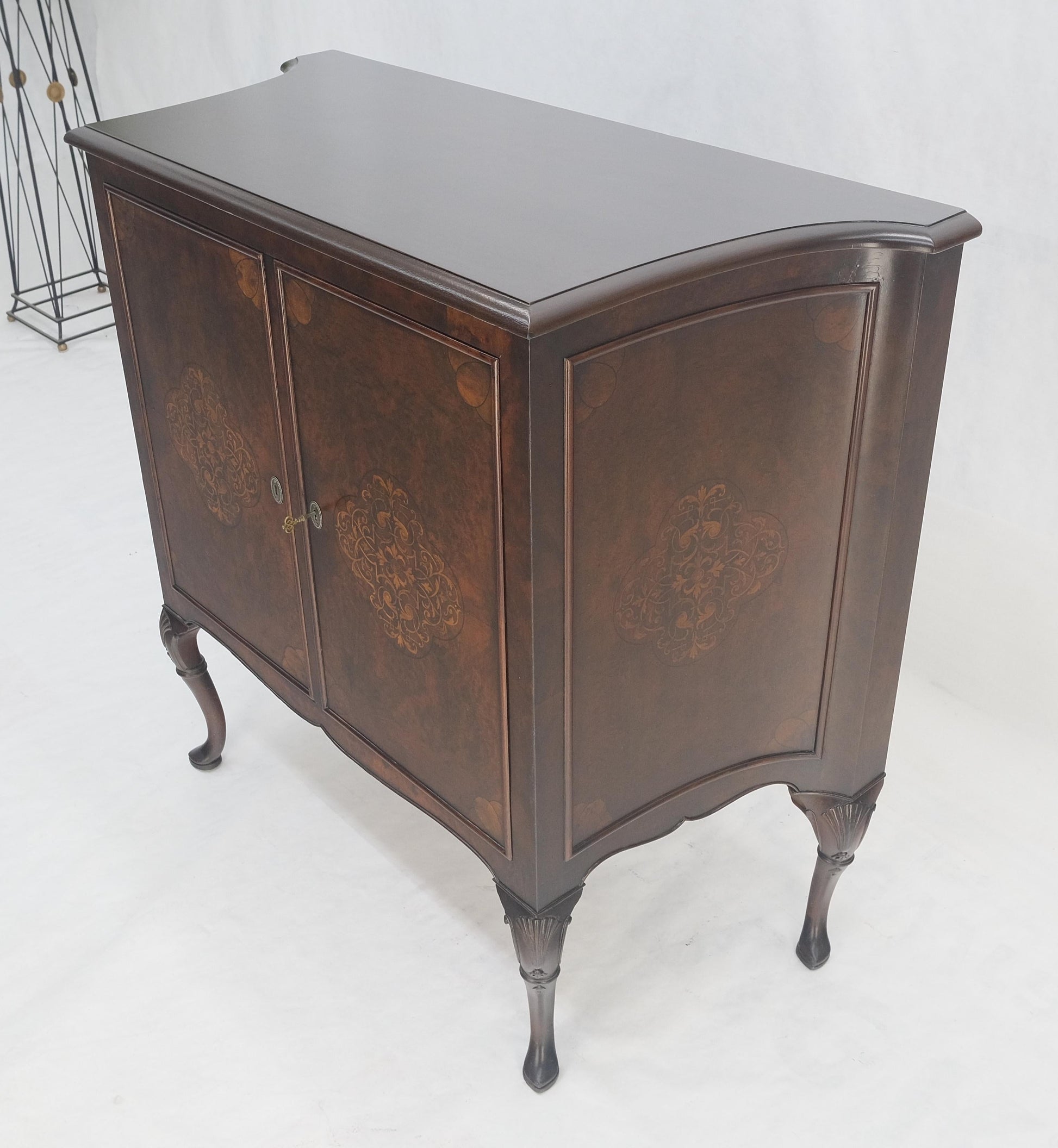 EstablishedLines Hoof Style Feet 6 Fitted Drawers Double Door Inlay Concave Cabinet Walnut MINT!