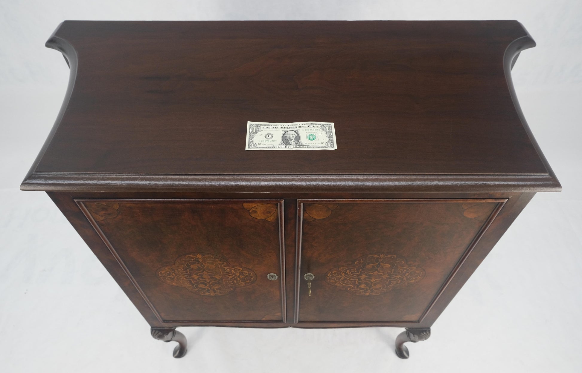 EstablishedLines Hoof Style Feet 6 Fitted Drawers Double Door Inlay Concave Cabinet Walnut MINT!