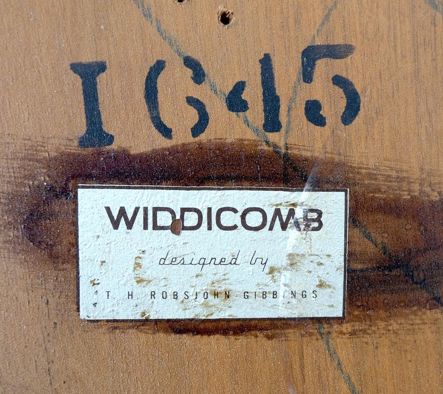 EstablishedLines Gibbings for Widdicomb Mid-Century Modern Round Walnut Coffee Table Tapered Legs