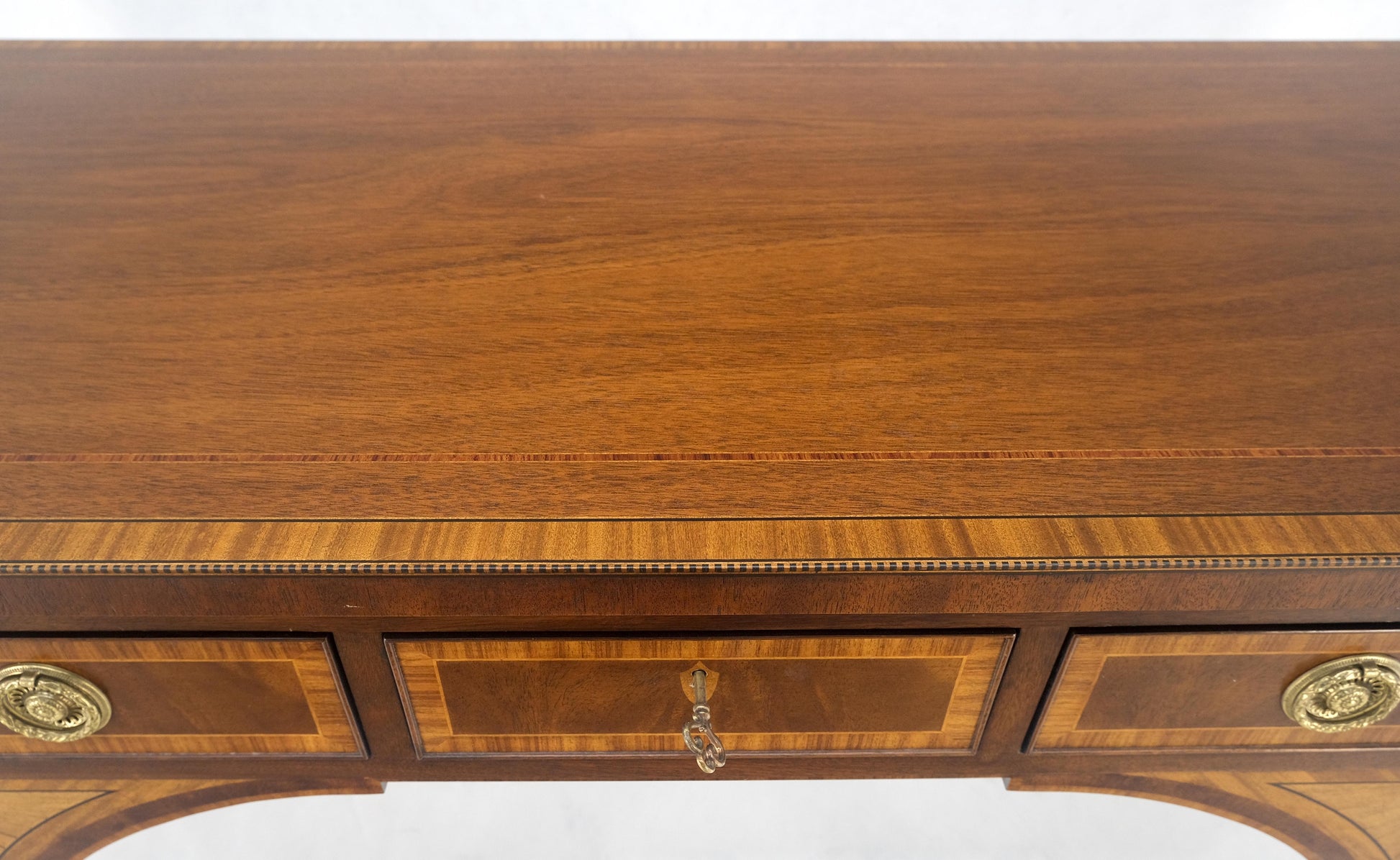 EstablishedLines Baker Mahogany Banded Top Hepplewhite Brass Castors Tapered Legs Sideboard MINT