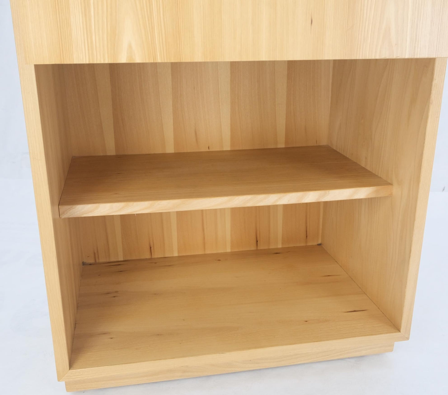 EstablishedLines Mid-Century Modern Blonde Pecan Night Stand End Side Table Dovetail Joints Mint