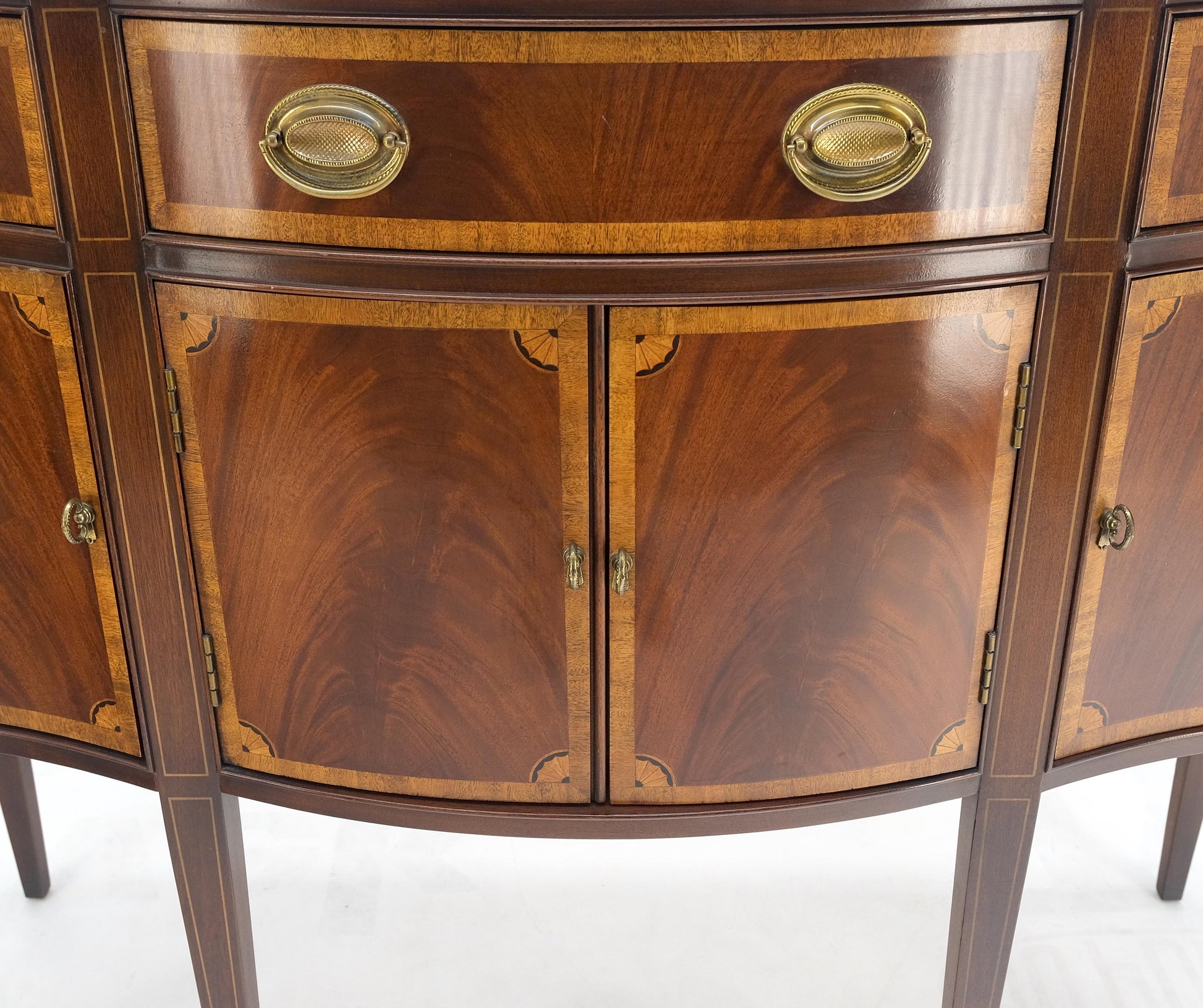 EstablishedLines Banded Mahogany Federal Style Compact 50" Wide Sideboard Credenza Buffet MINT!