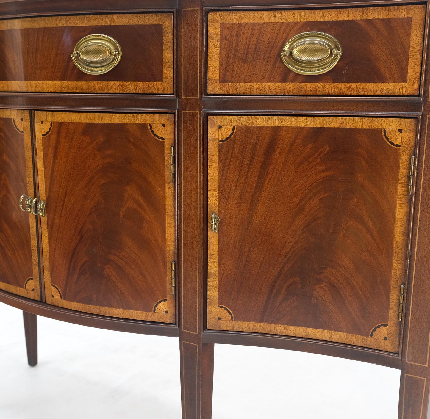 EstablishedLines Banded Mahogany Federal Style Compact 50" Wide Sideboard Credenza Buffet MINT!
