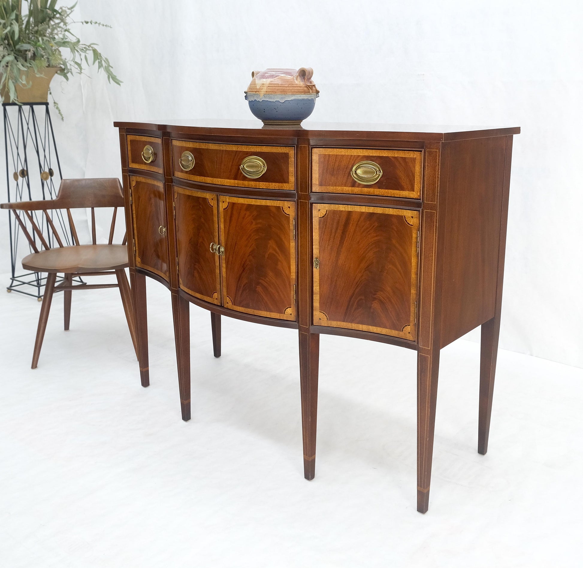 EstablishedLines Banded Mahogany Federal Style Compact 50" Wide Sideboard Credenza Buffet MINT!