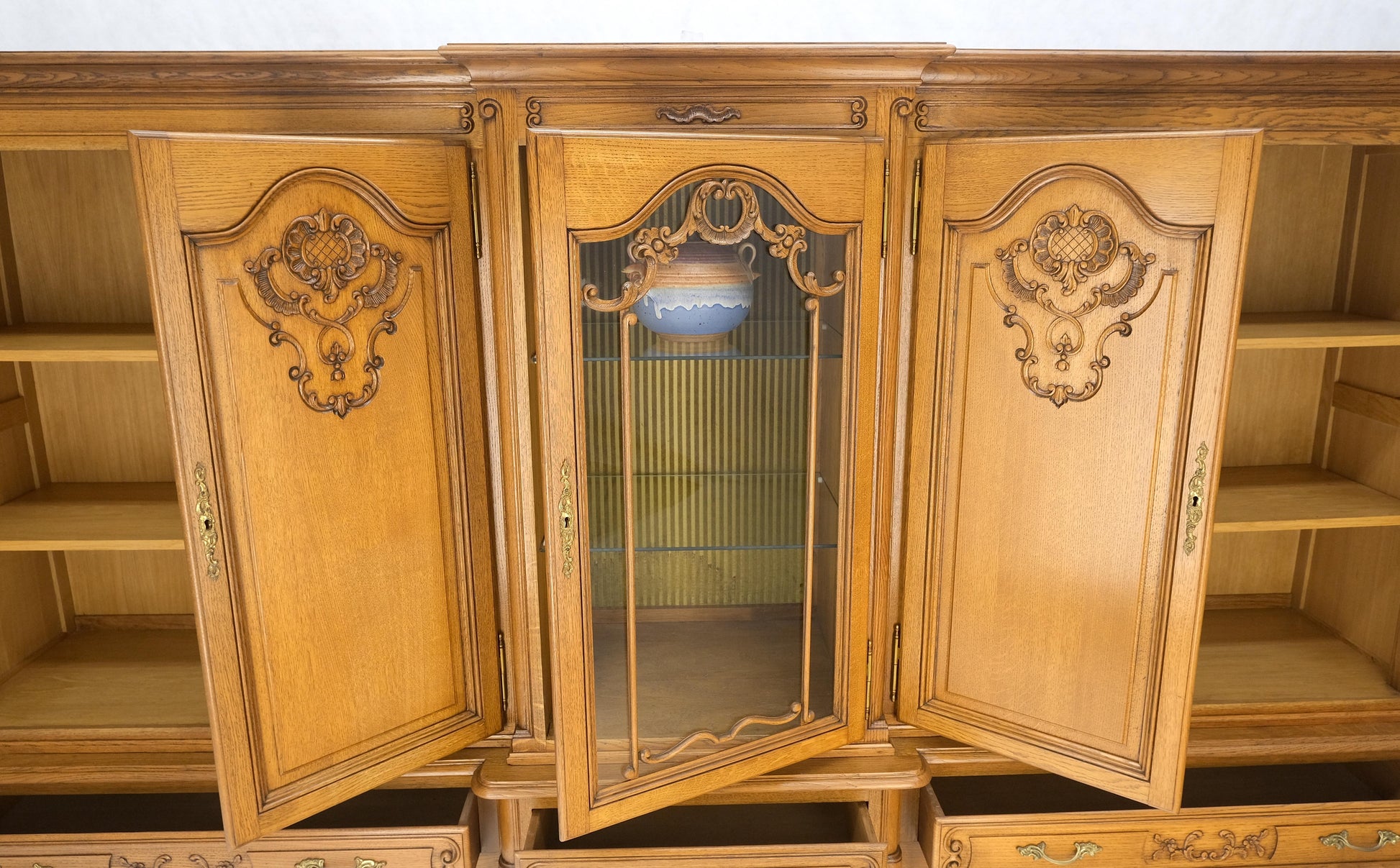 EstablishedLines Carved Oak Oversize 5 Doors Long Credenza Cabinet Sideboard w/ Shelves Drawer