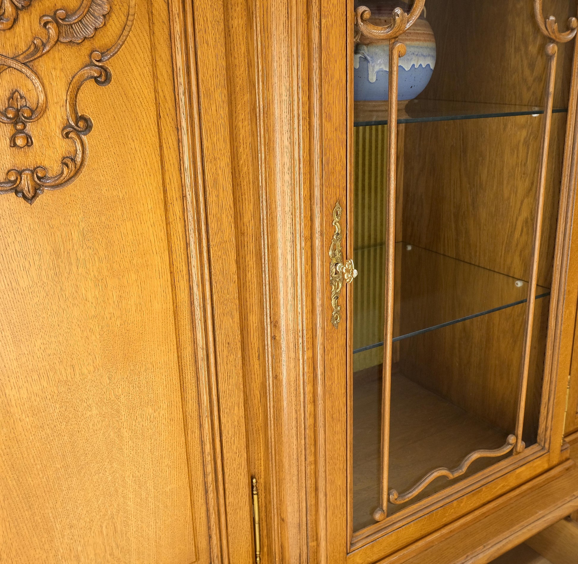 EstablishedLines Carved Oak Oversize 5 Doors Long Credenza Cabinet Sideboard w/ Shelves Drawer