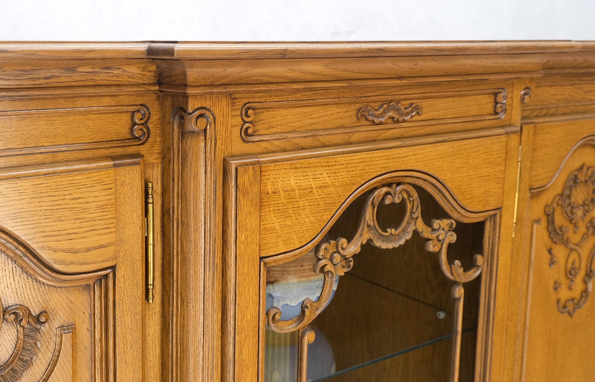 EstablishedLines Carved Oak Oversize 5 Doors Long Credenza Cabinet Sideboard w/ Shelves Drawer