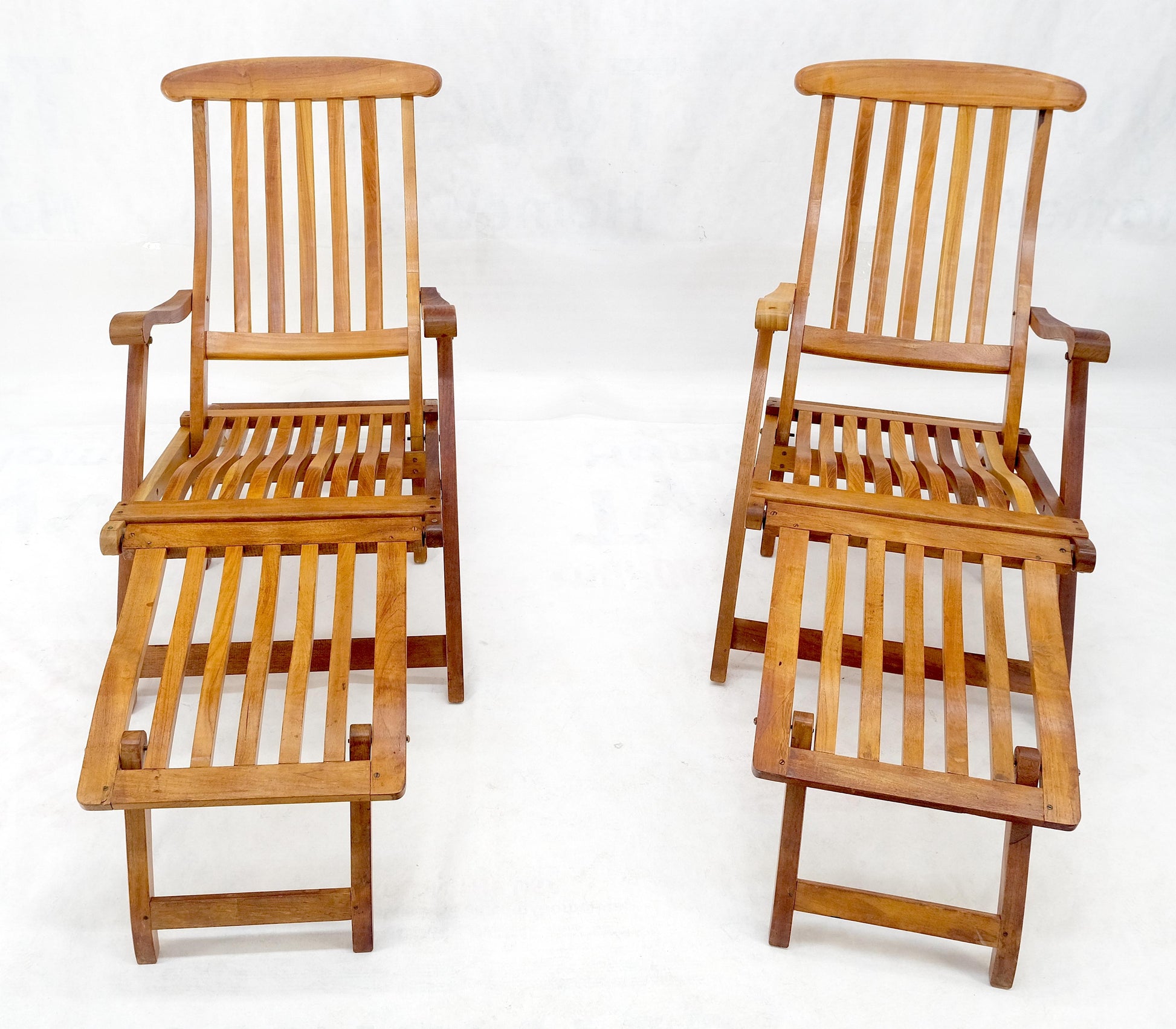 EstablishedLines Pair of Solid Teak Outdoor Folding Chaise Lounge Chairs MINT!