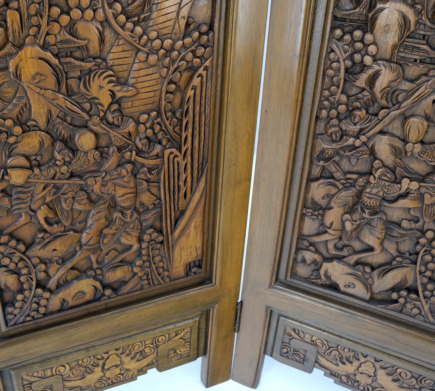 EstablishedLines 4 Panels Carved Teak Fine Details Room Divider Screen Heavy Brass Hinges Mint!
