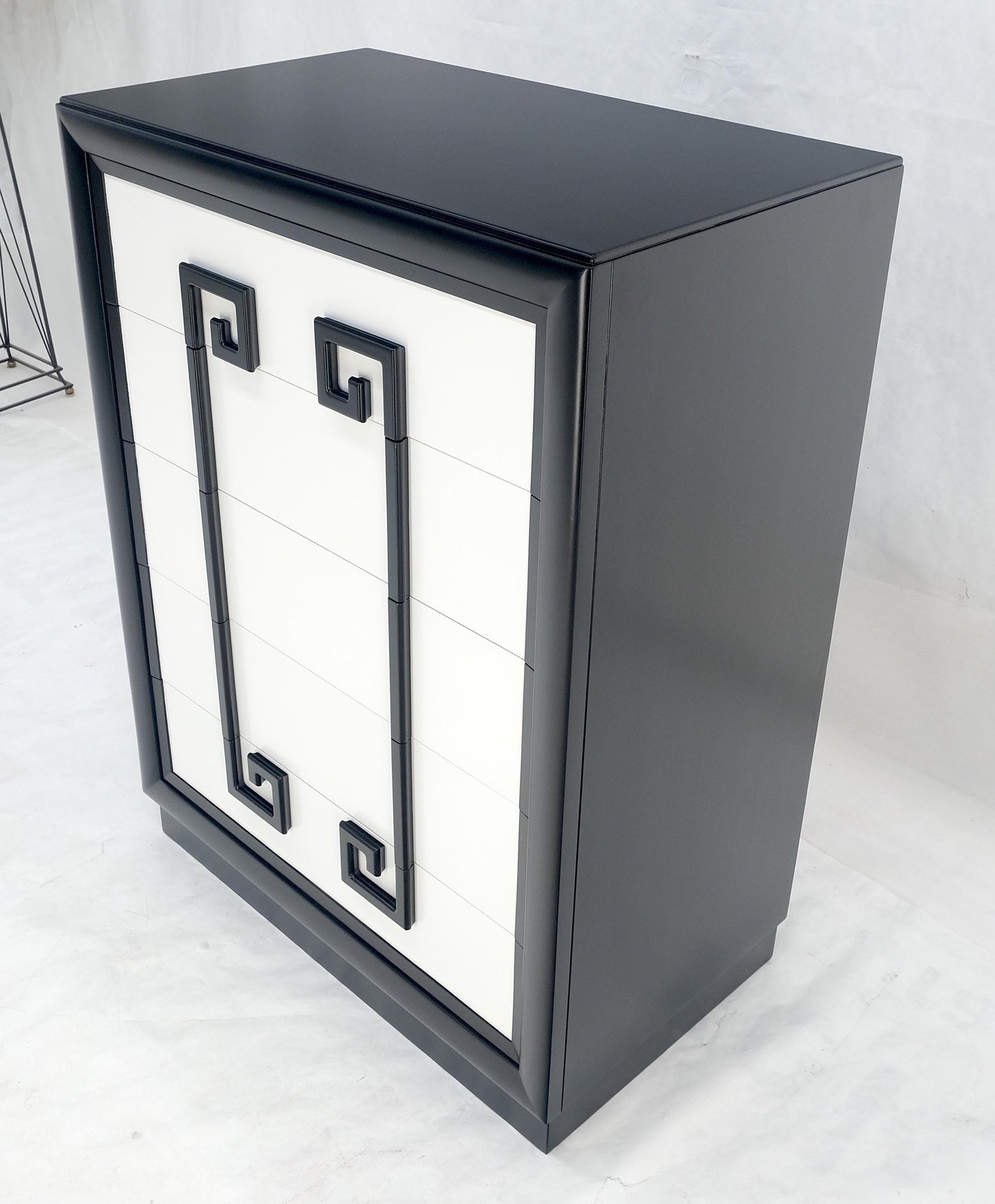 EstablishedLines Kittinger Black & White Lacquer Mandarin Chest of 5 Drawers Dresser MINT!