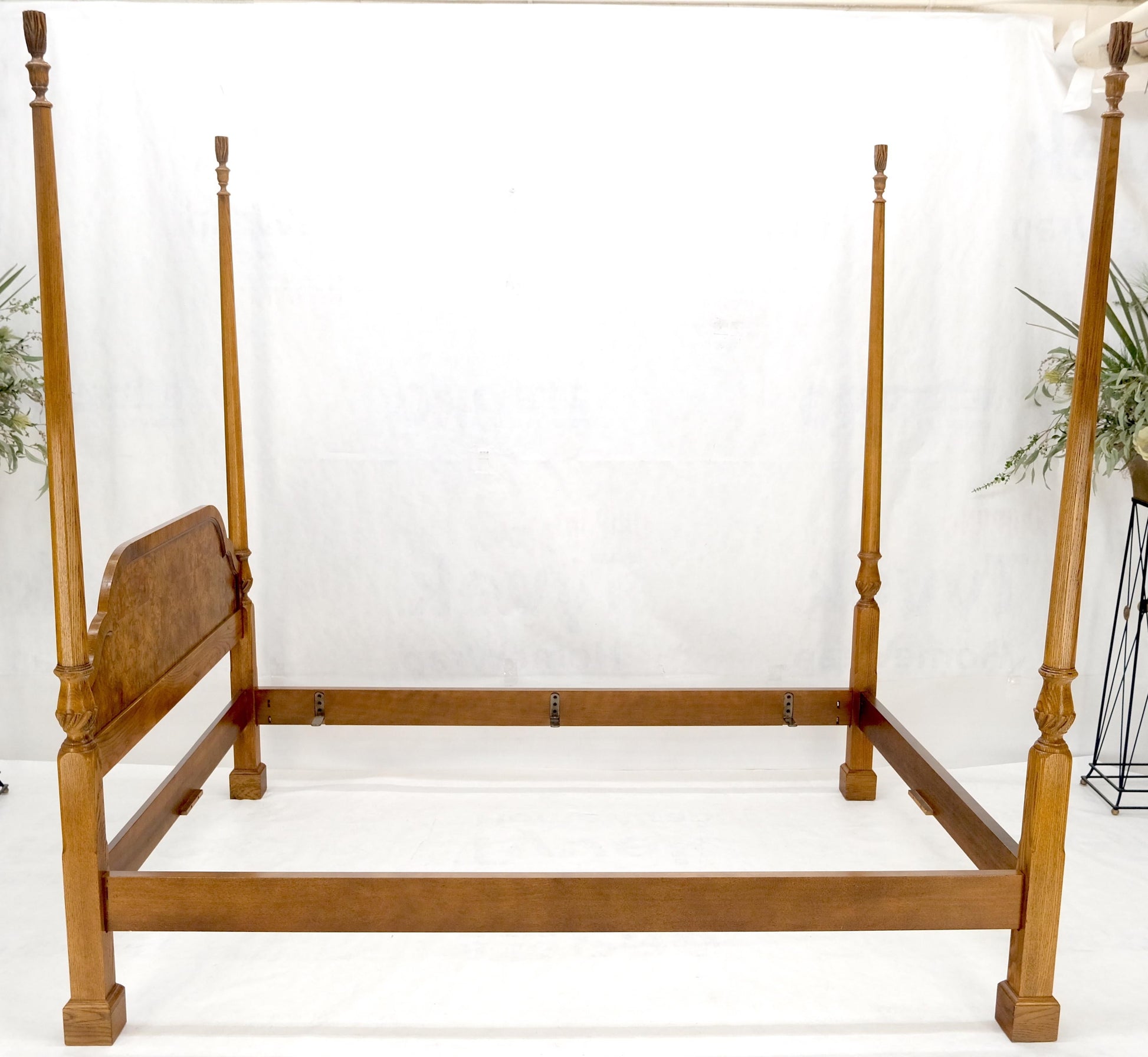 EstablishedLines Baker Queen Size Burl Wood Headboard Poster Bed w/ Finials MINT