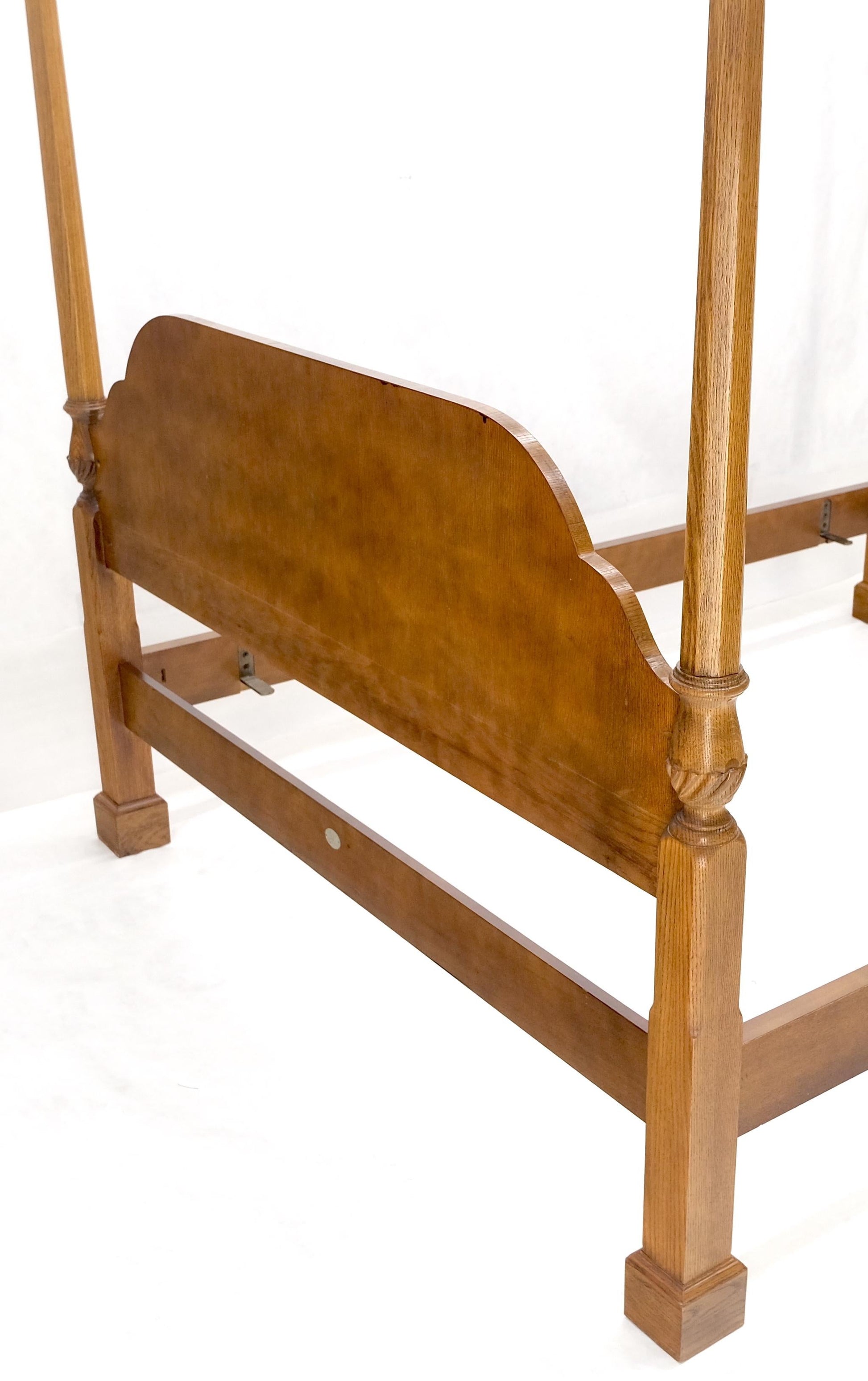 EstablishedLines Baker Queen Size Burl Wood Headboard Poster Bed w/ Finials MINT