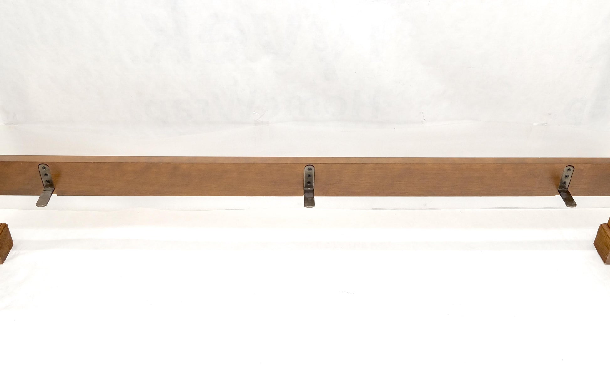 EstablishedLines Baker Queen Size Burl Wood Headboard Poster Bed w/ Finials MINT