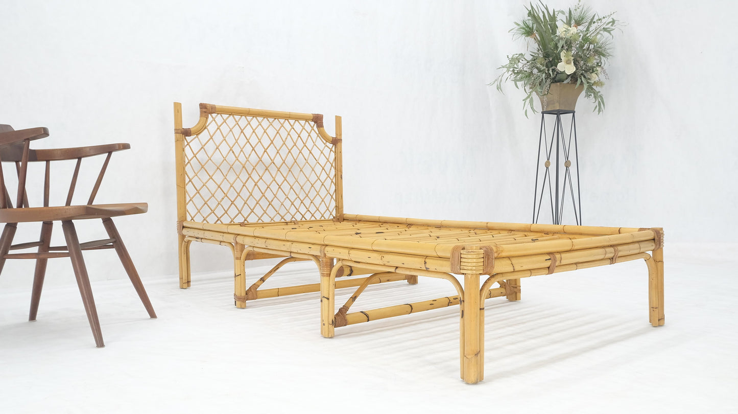 EstablishedLines Vintage 1970s Large Bamboo Chaise Lounge Daybed Frame MINT!