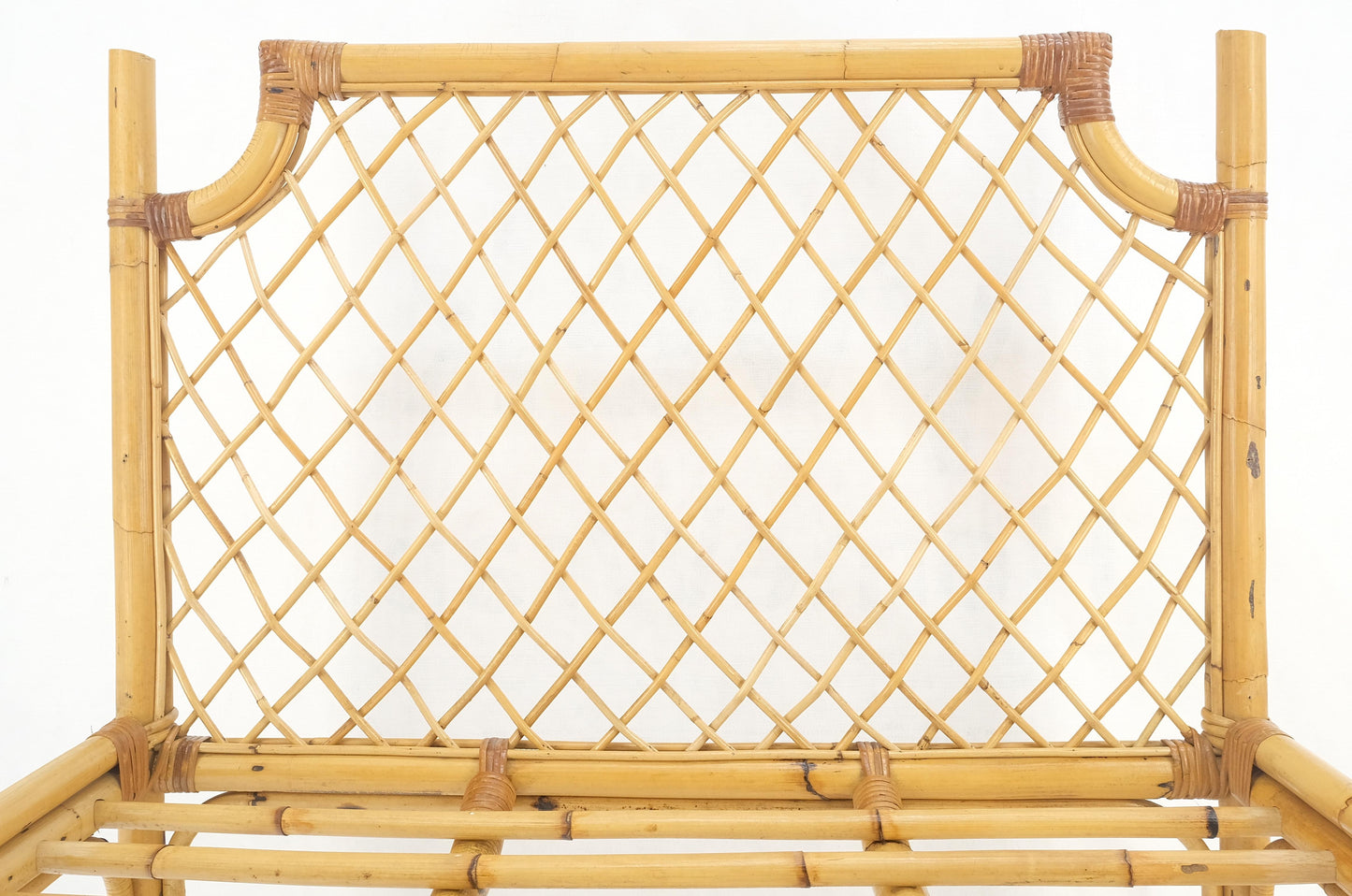 EstablishedLines Vintage 1970s Large Bamboo Chaise Lounge Daybed Frame MINT!