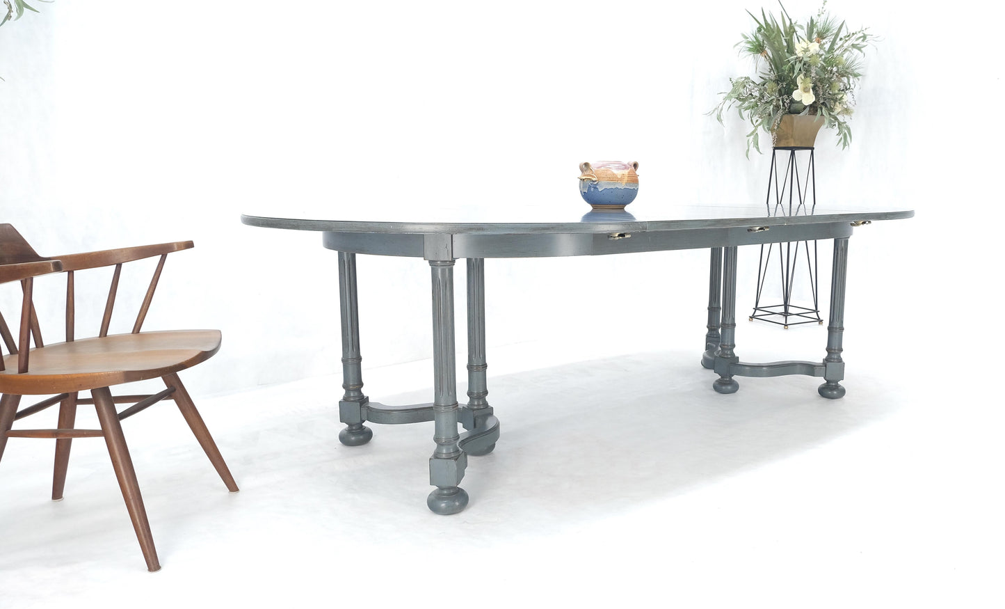 EstablishedLines Baker Round Blue Grey Wash Milk Paint Style Finish Dining Table 2 Leaves MINT!
