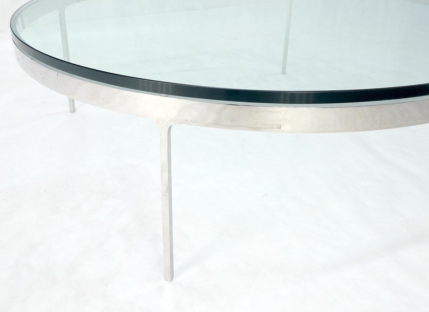 EstablishedLines Bauhaus 3/4" Thick Glass Top Round Stainless Steel Base Coffee Center Table MINT