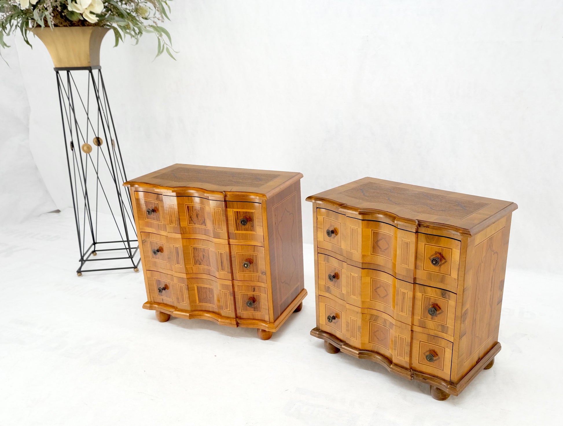 EstablishedLines Pair of Fine Italian Inlaid Three Drawers Banded Tops Nightstands Small Dresser