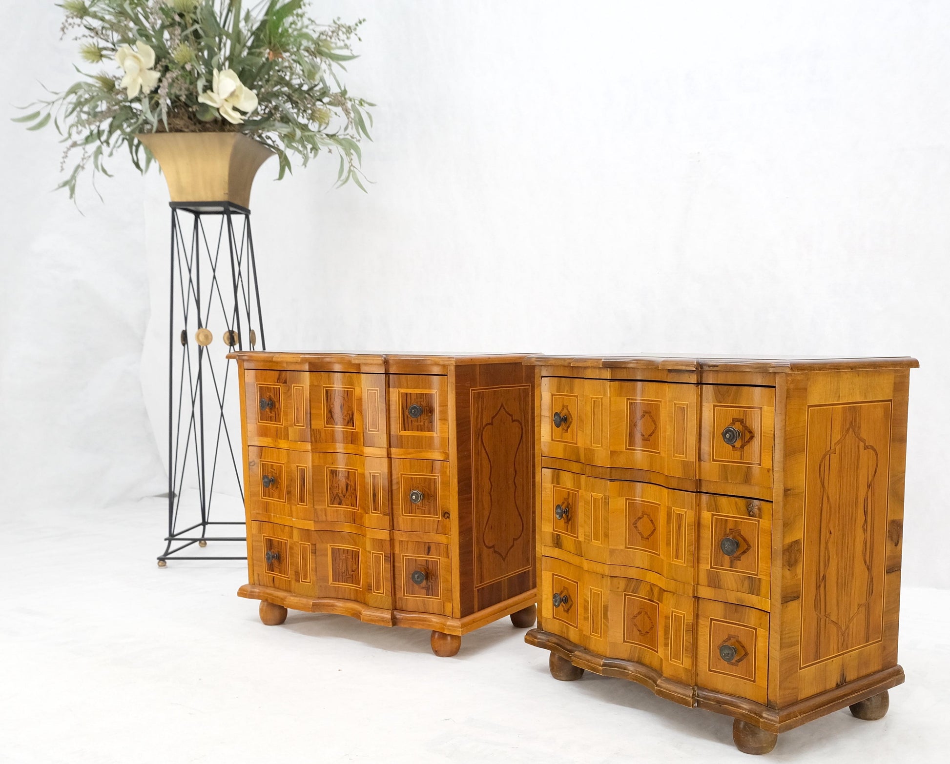 EstablishedLines Pair of Fine Italian Inlaid Three Drawers Banded Tops Nightstands Small Dresser