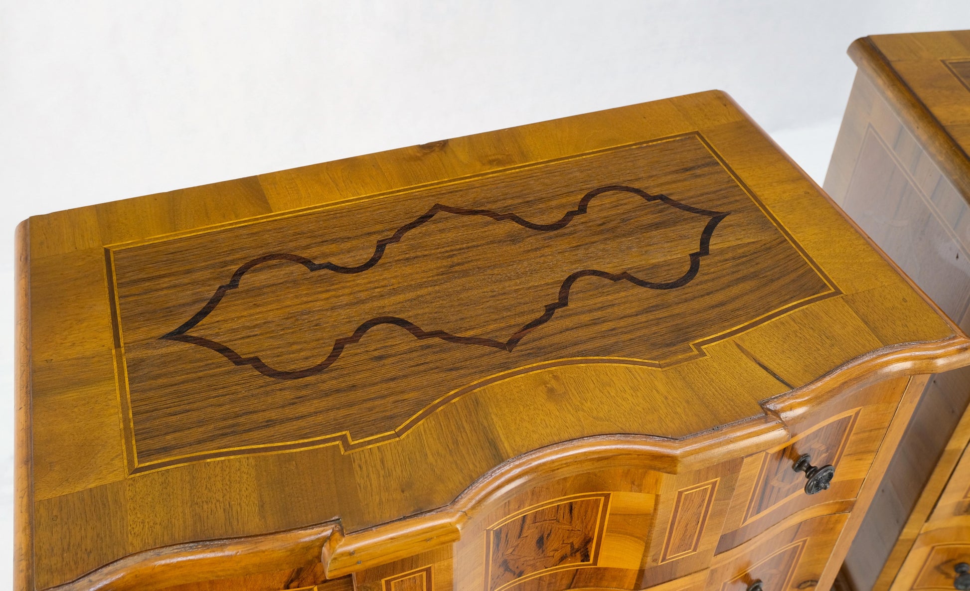 EstablishedLines Pair of Fine Italian Inlaid Three Drawers Banded Tops Nightstands Small Dresser