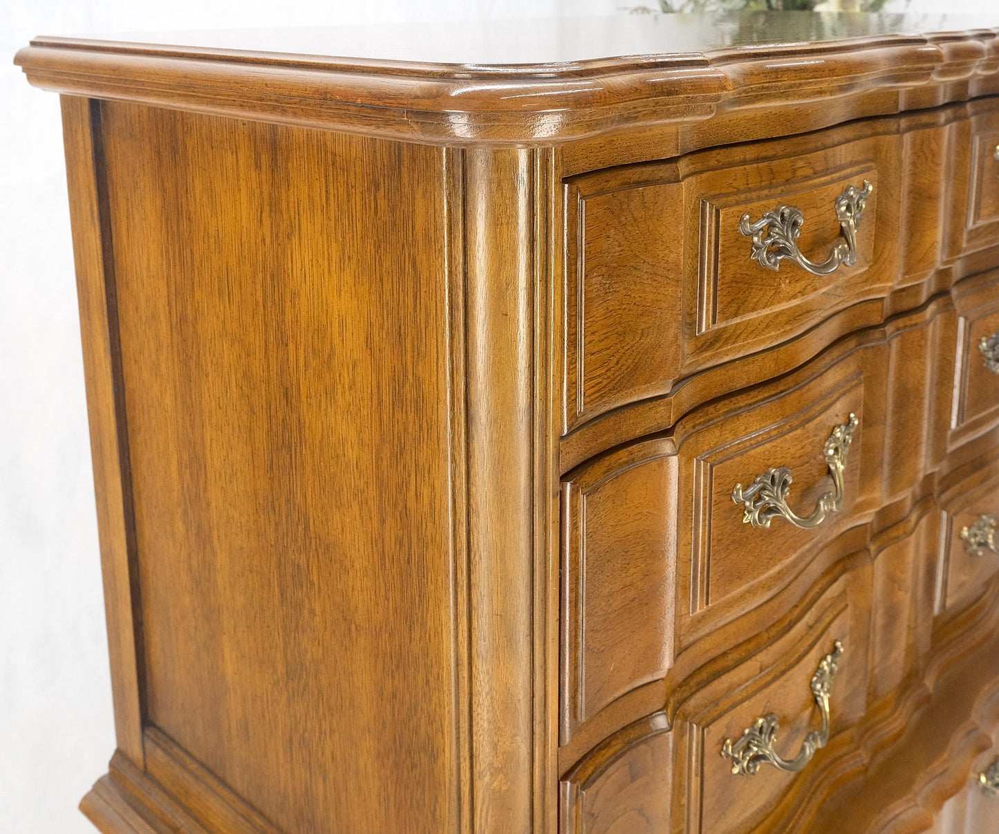 EstablishedLines Dark Amber Tone 6 Drawers High Boy French Chest of Drawers by Thomasville MINT!