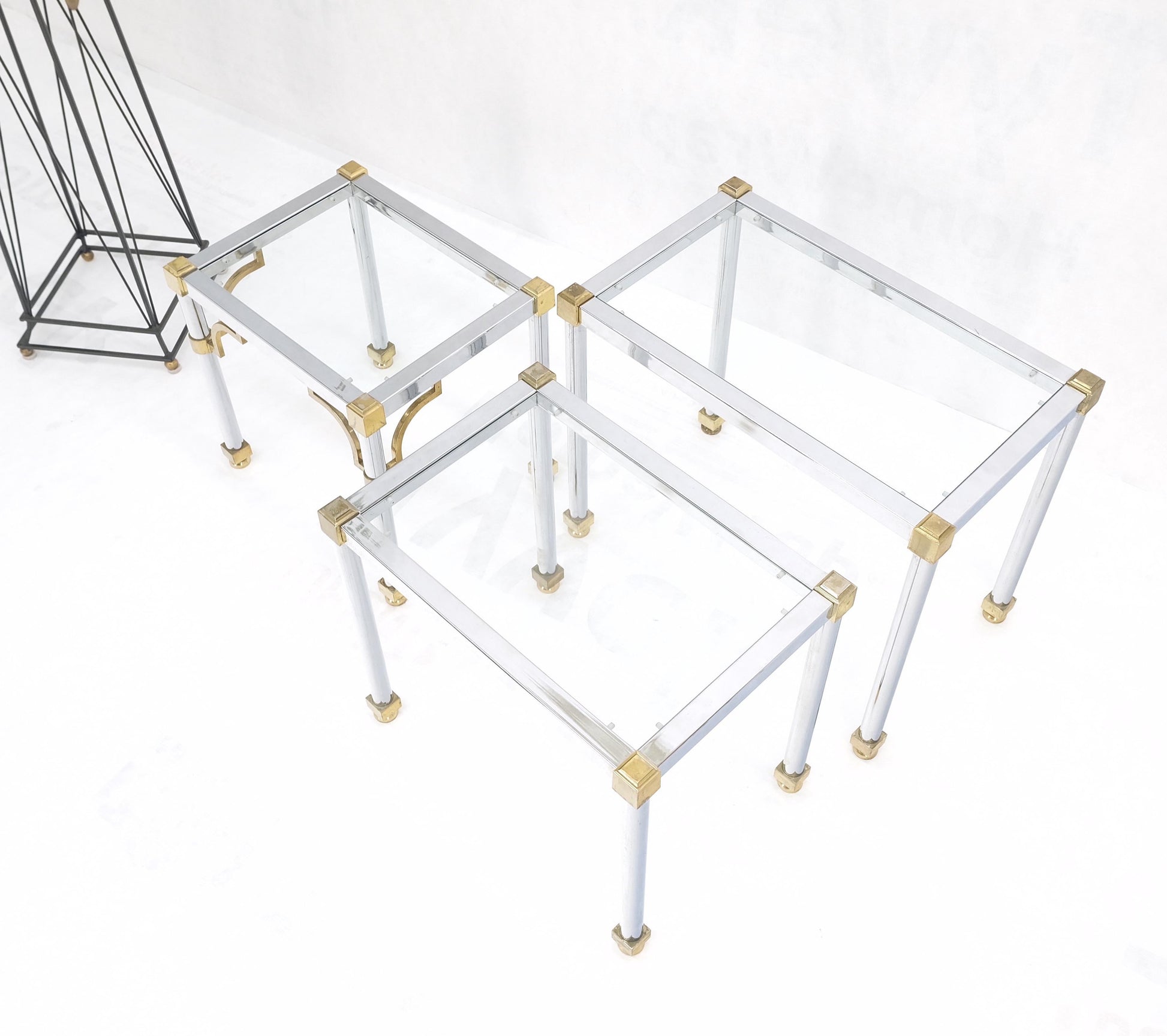EstablishedLines Set of 3 Chrome & Brass Glass Tops End Nesting Side Lamp Tables MINT