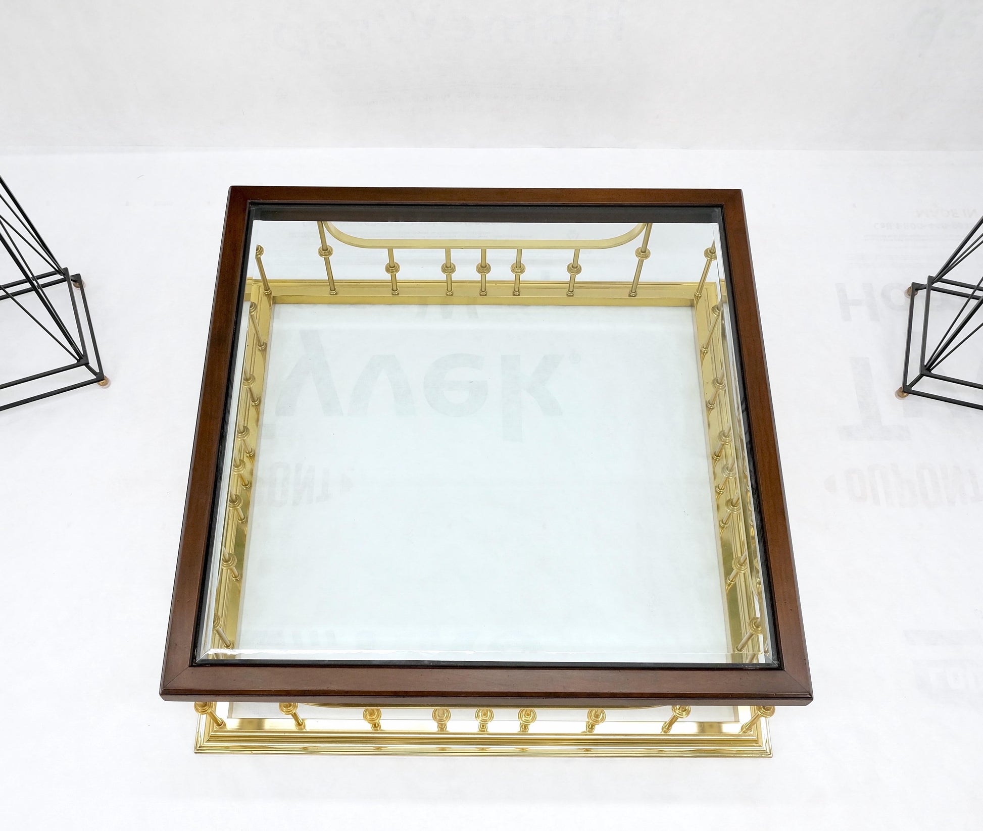 EstablishedLines Fireplace Area Style Metal Base Midcentury Square Glass Top Coffee Table Mint!