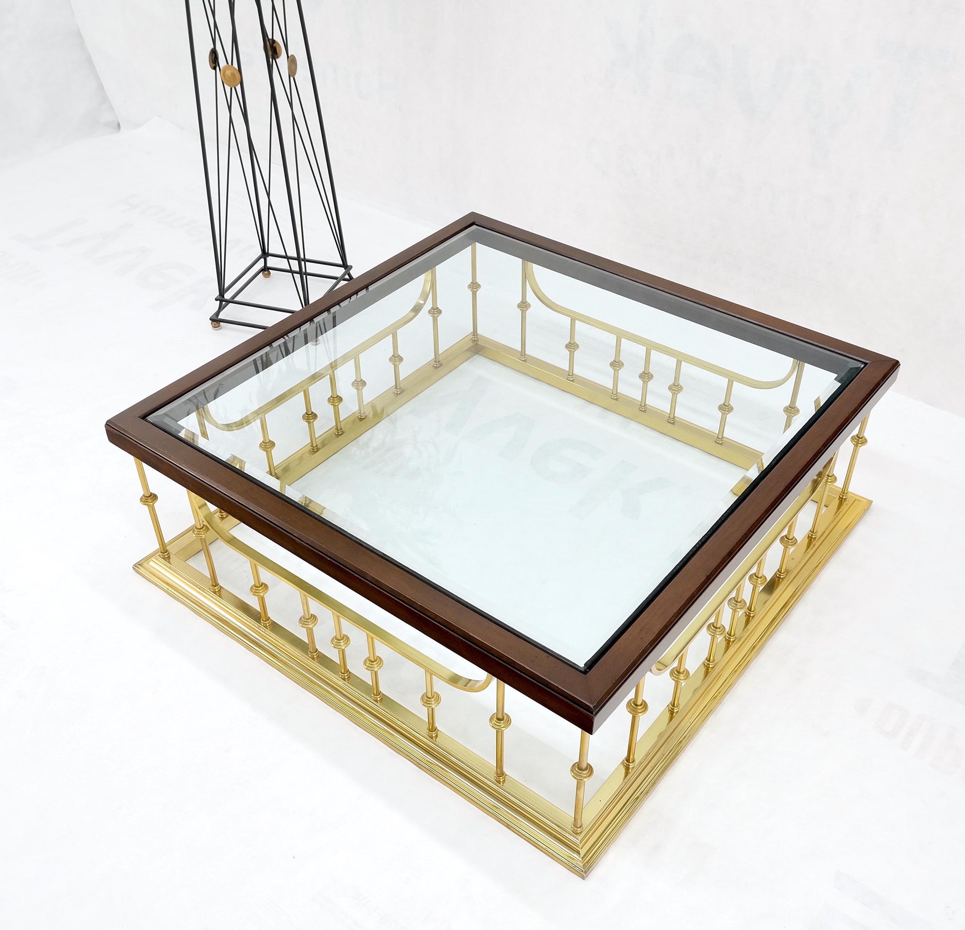 EstablishedLines Fireplace Area Style Metal Base Midcentury Square Glass Top Coffee Table Mint!