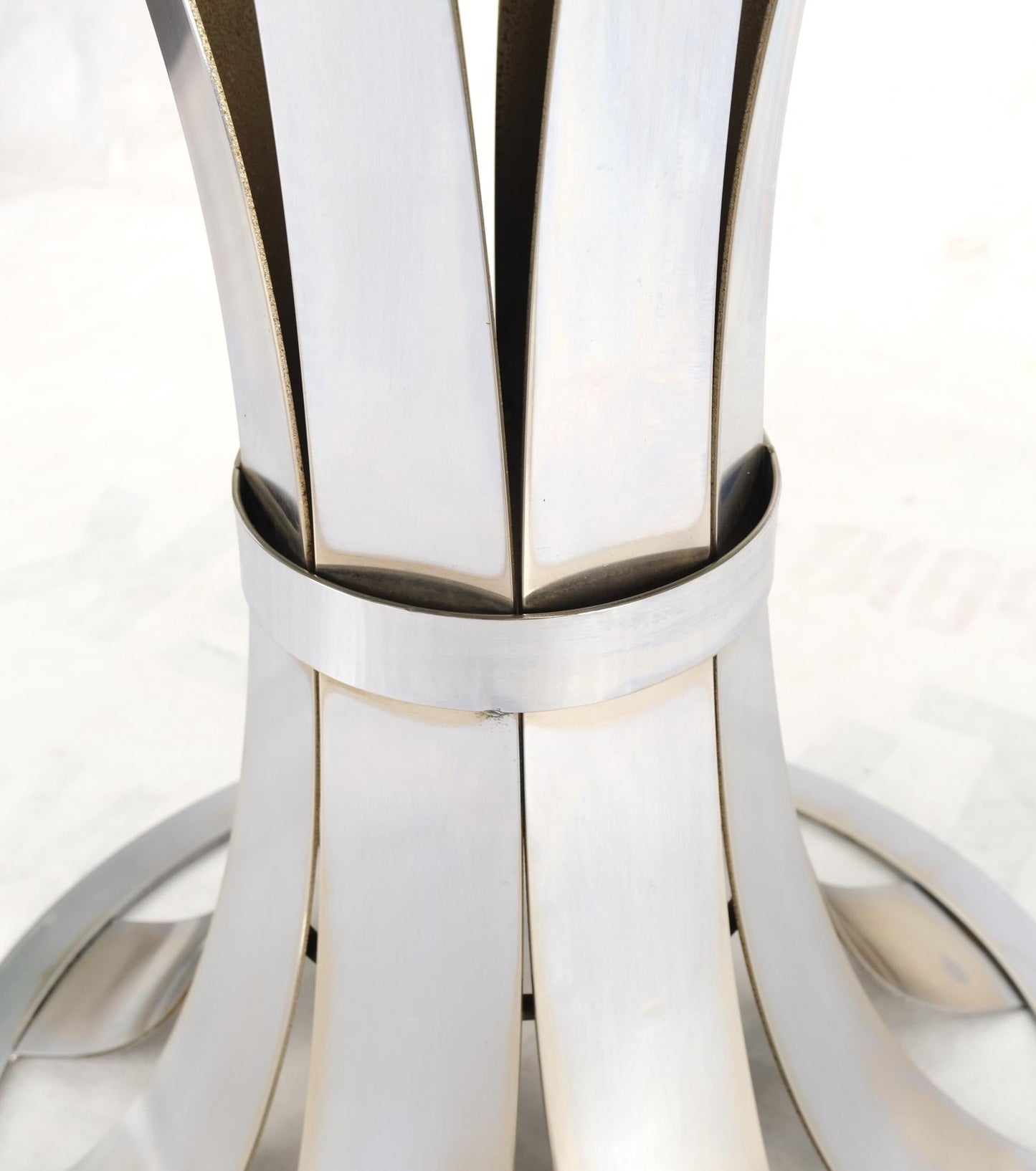 EstablishedLines Russel Woodard Polished Aluminum Base Round Smoked Glass Top Dining Cafe Table