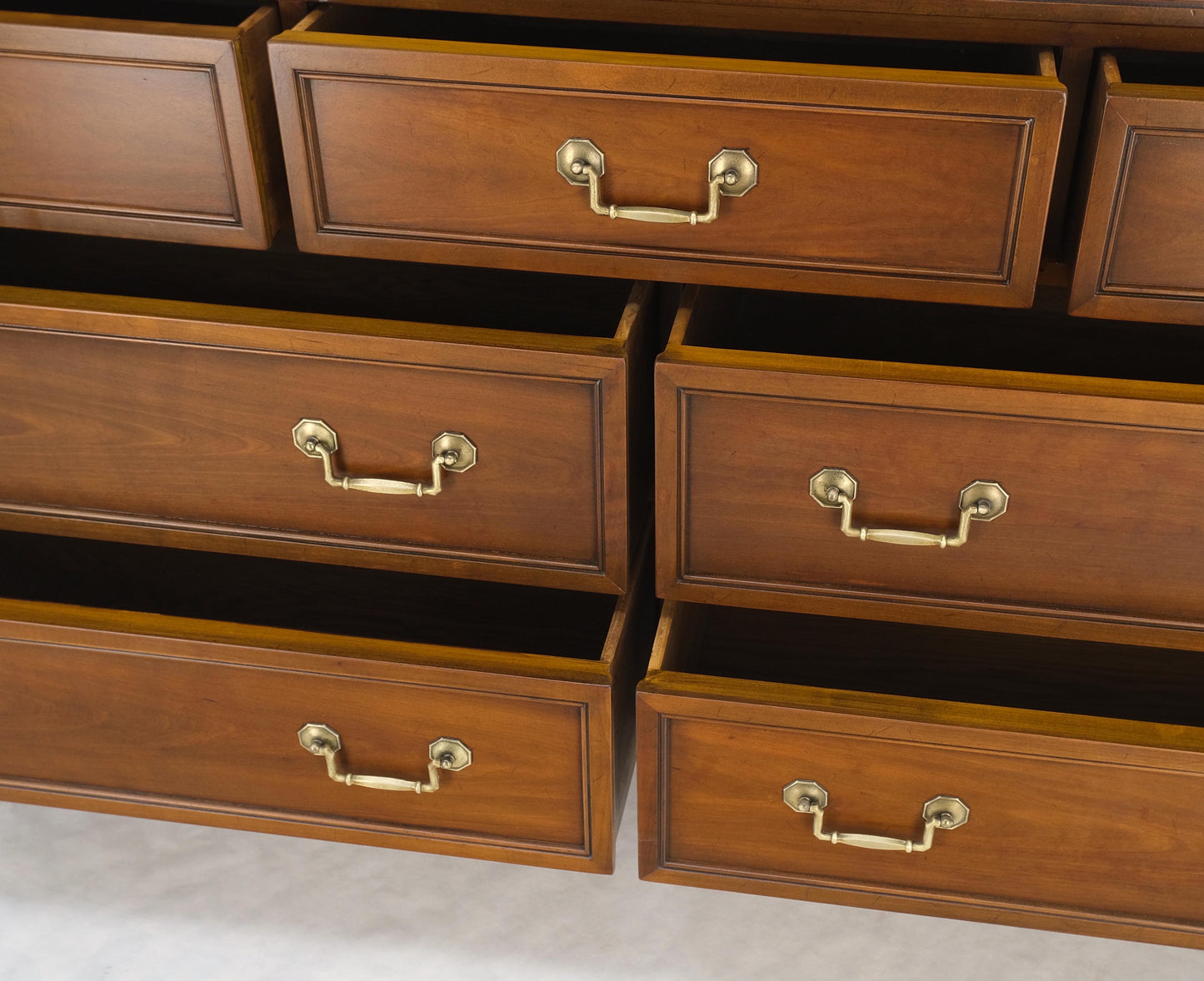 EstablishedLines Mid-Century Modern 7 Drawers Brass Drop Pulls Long Walnut Dresser Credenza Mint!