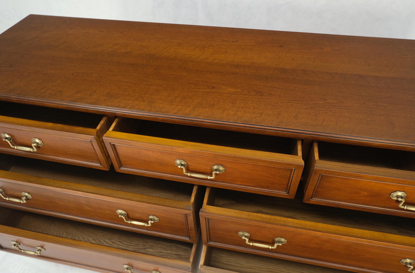 EstablishedLines Mid-Century Modern 7 Drawers Brass Drop Pulls Long Walnut Dresser Credenza Mint!