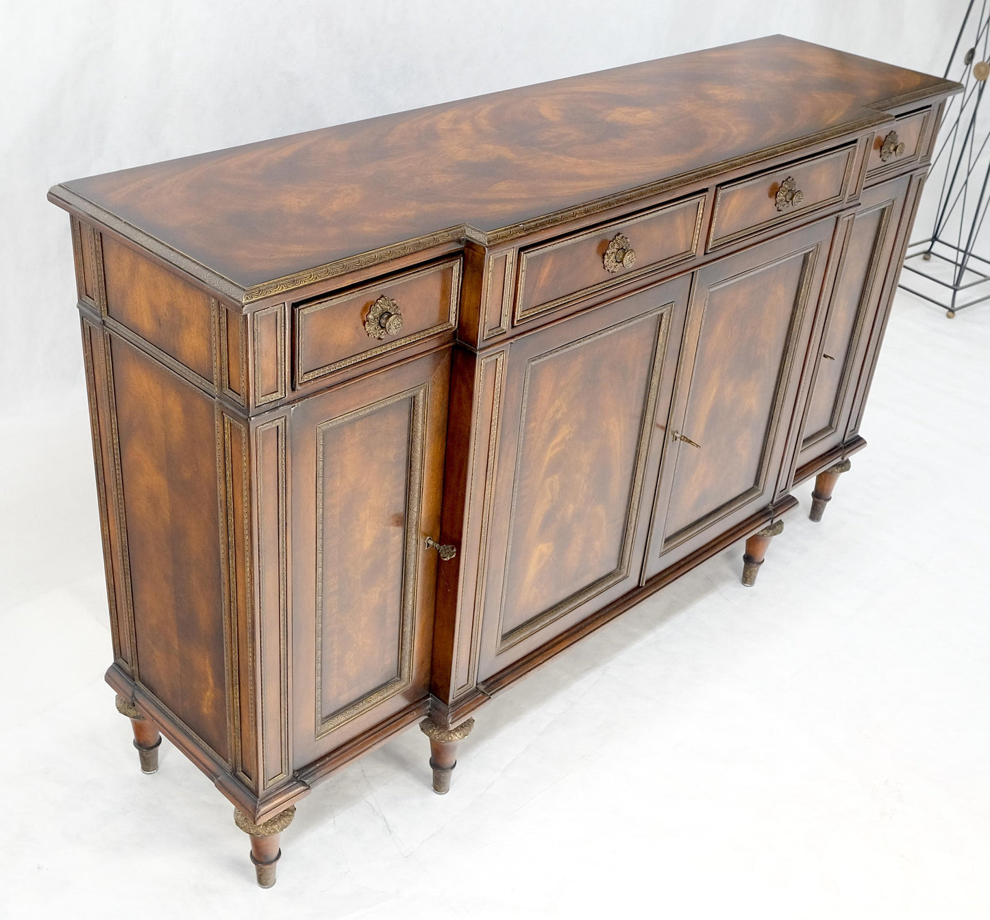 EstablishedLines Theodore Alexander Burl Wood Sideboard Buffet Credenza Console Stunning MINT