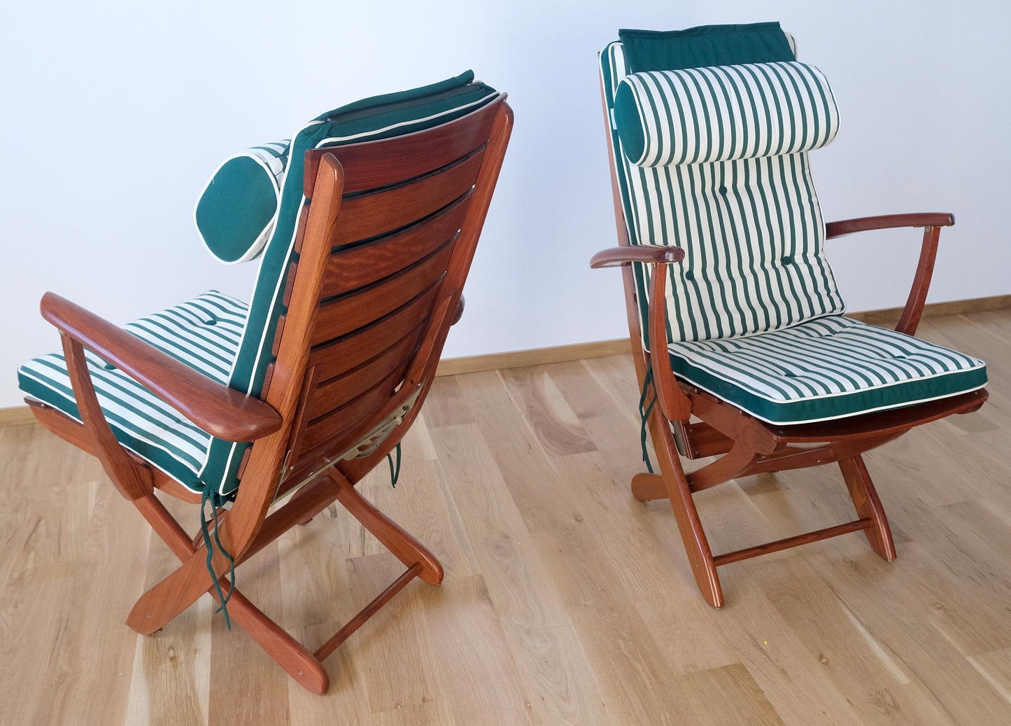 EstablishedLines Tricomfort Madein France SOLID Rosewood Adjustable Chairs Folding Table Outdoor