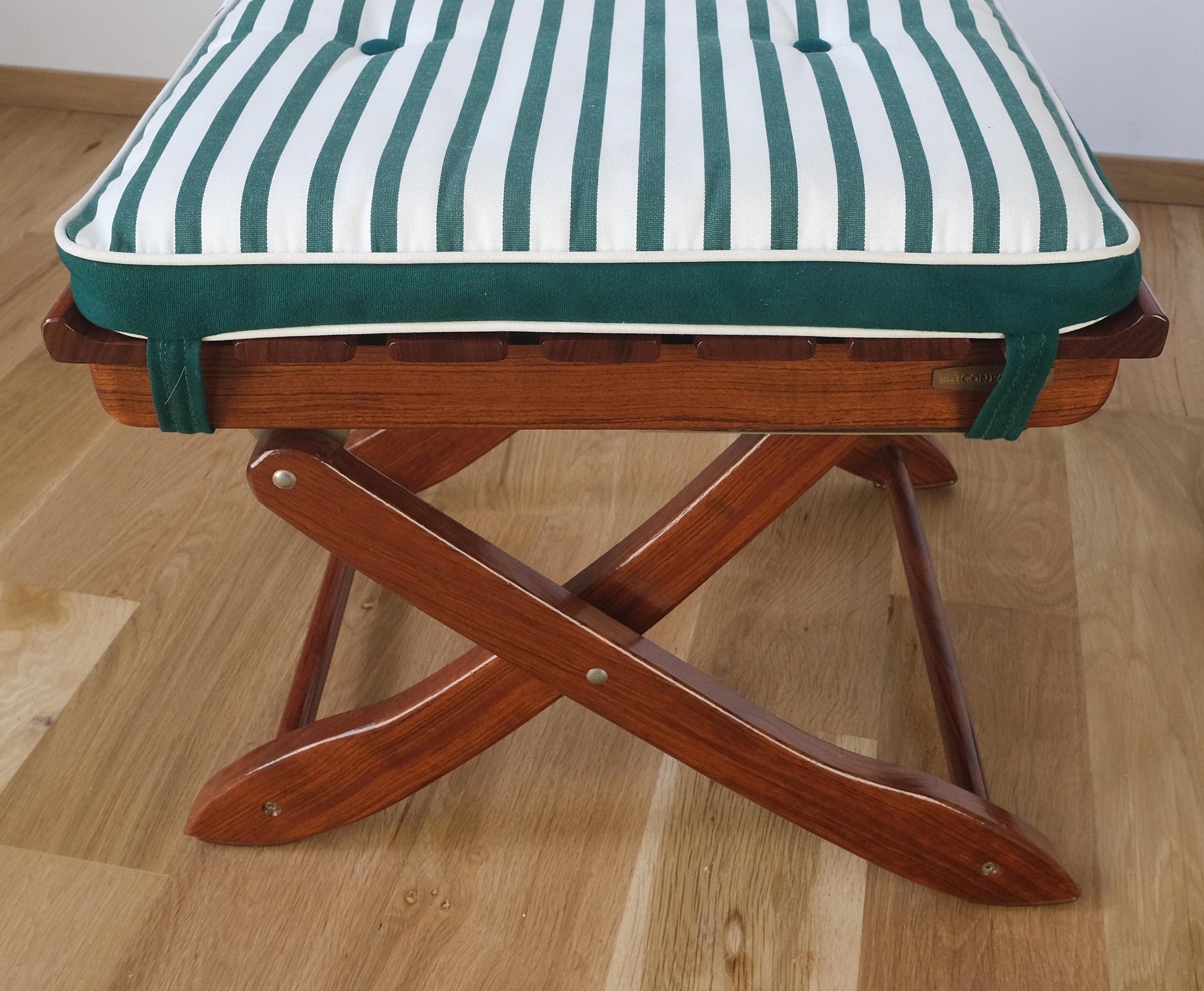 EstablishedLines Tricomfort Made in France SOLID Rosewood Lounge Chairs Ottomans Coffee Table