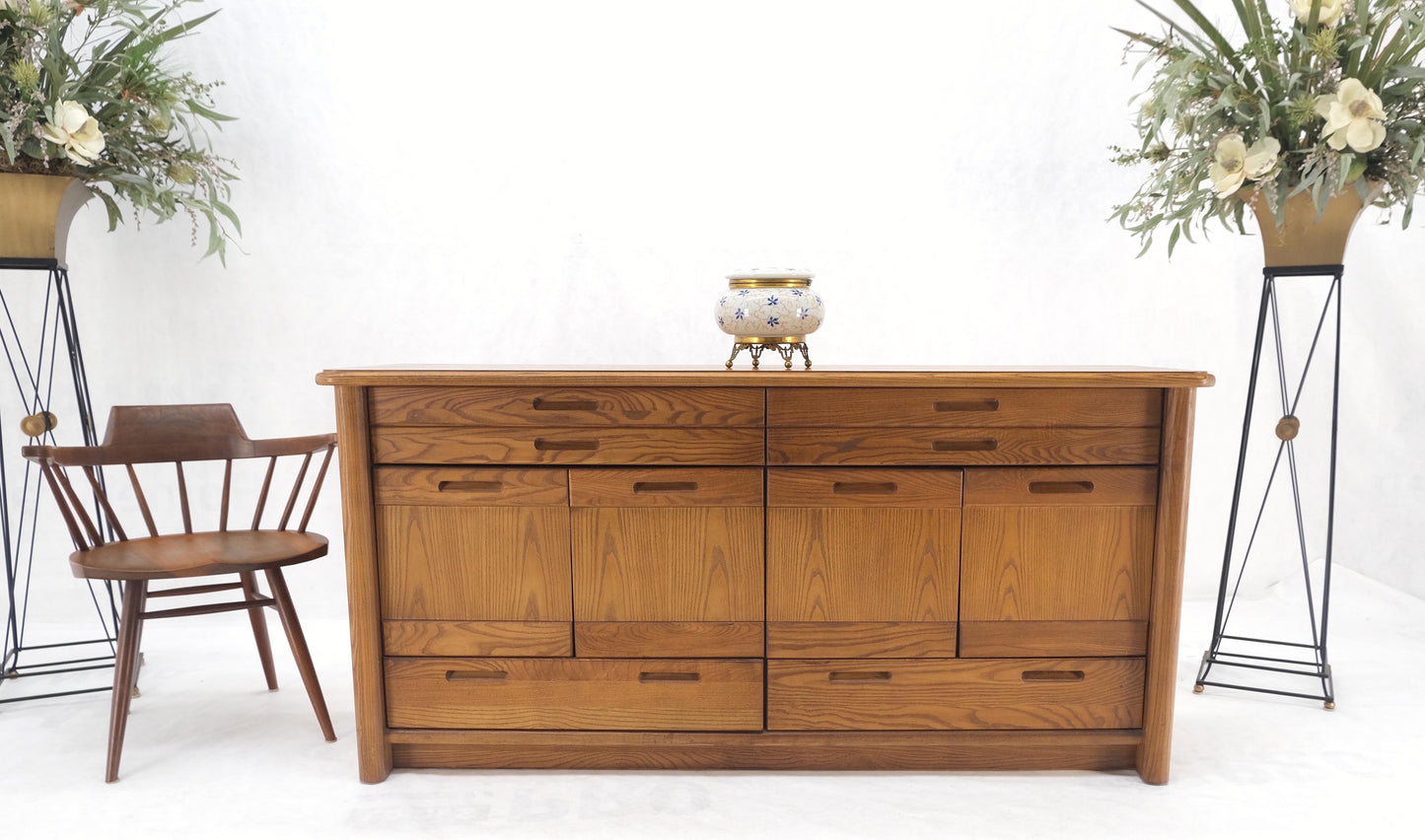 EstablishedLines Solid Oak Mid-Century Modern Credenza Server Two Door Compartments Cabinet Mint!