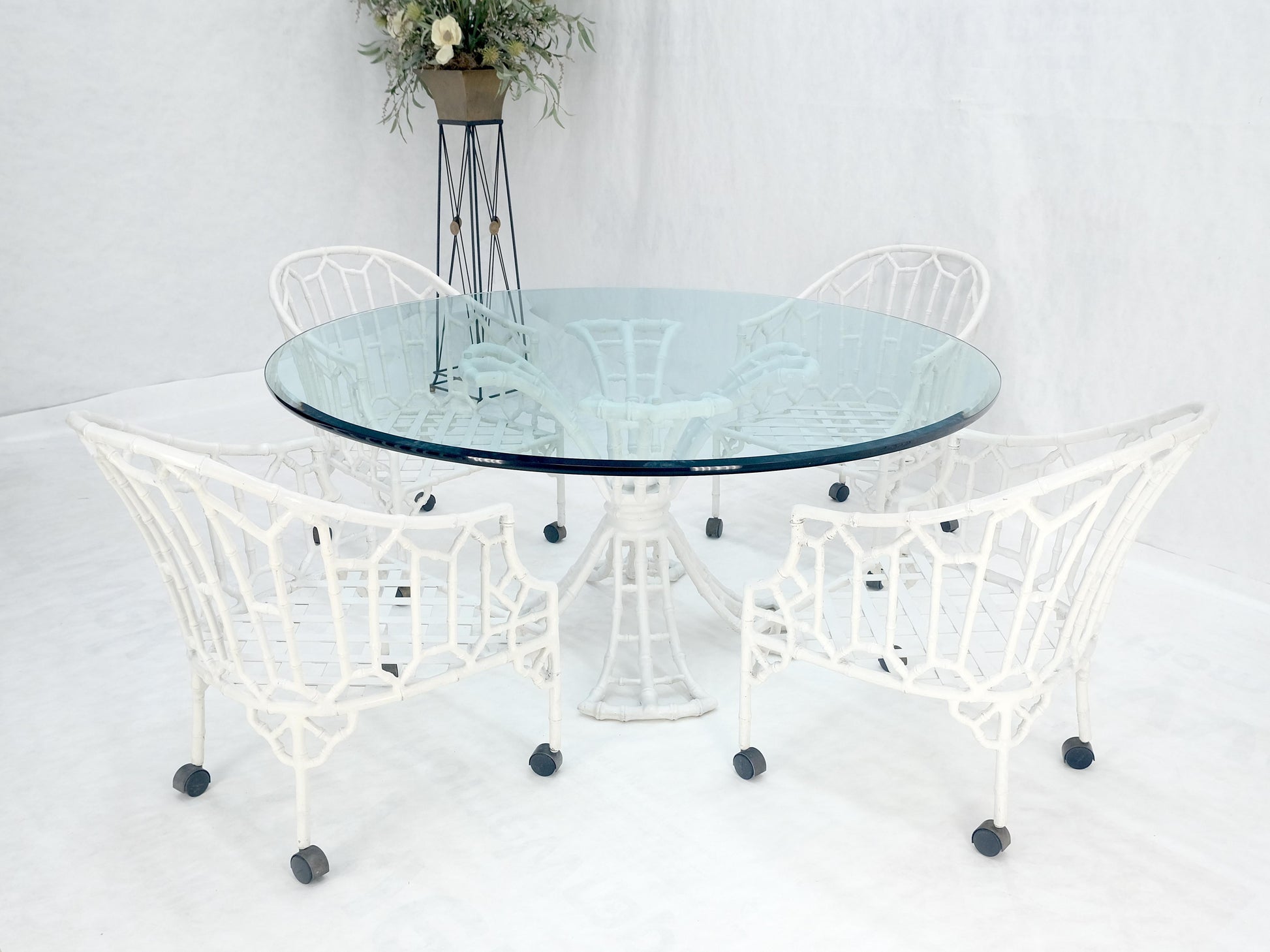 EstablishedLines Cast Aluminum Faux Bamboo 4 Arm Chairs 60" 3/4" Glass Top Dining Table Set MINT!