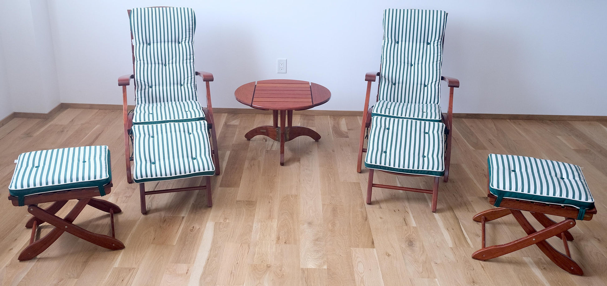 EstablishedLines Tricomfort Made in France SOLID Rosewood Lounge Chairs Ottomans Coffee Table