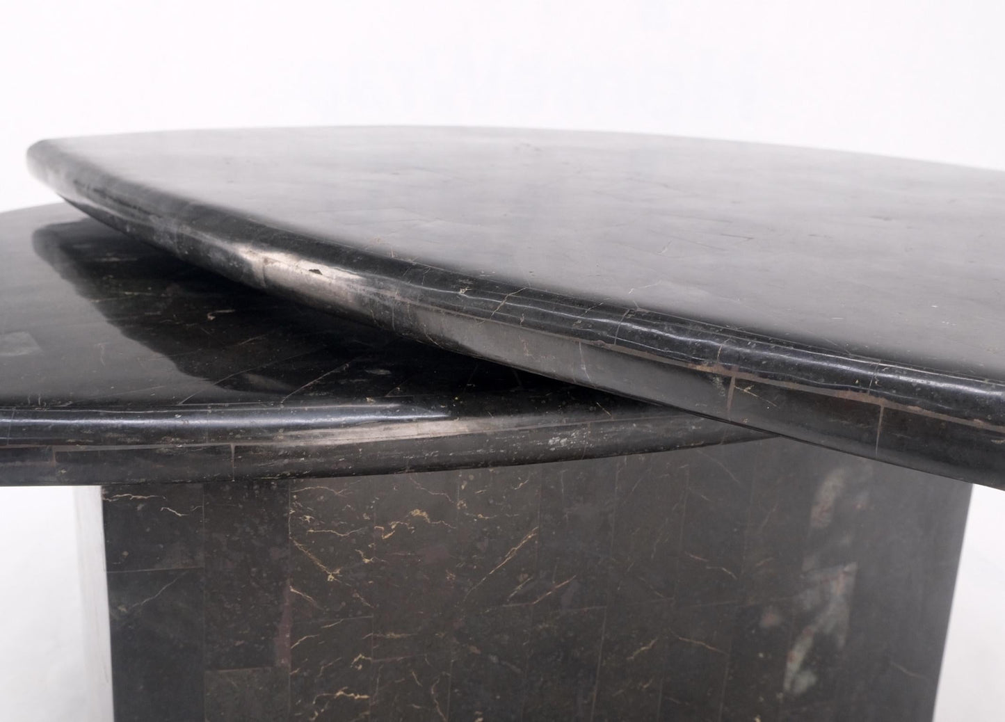 EstablishedLines Swivel Adjustable Round Top Black Tessellated Marble Coffee Table MINT!